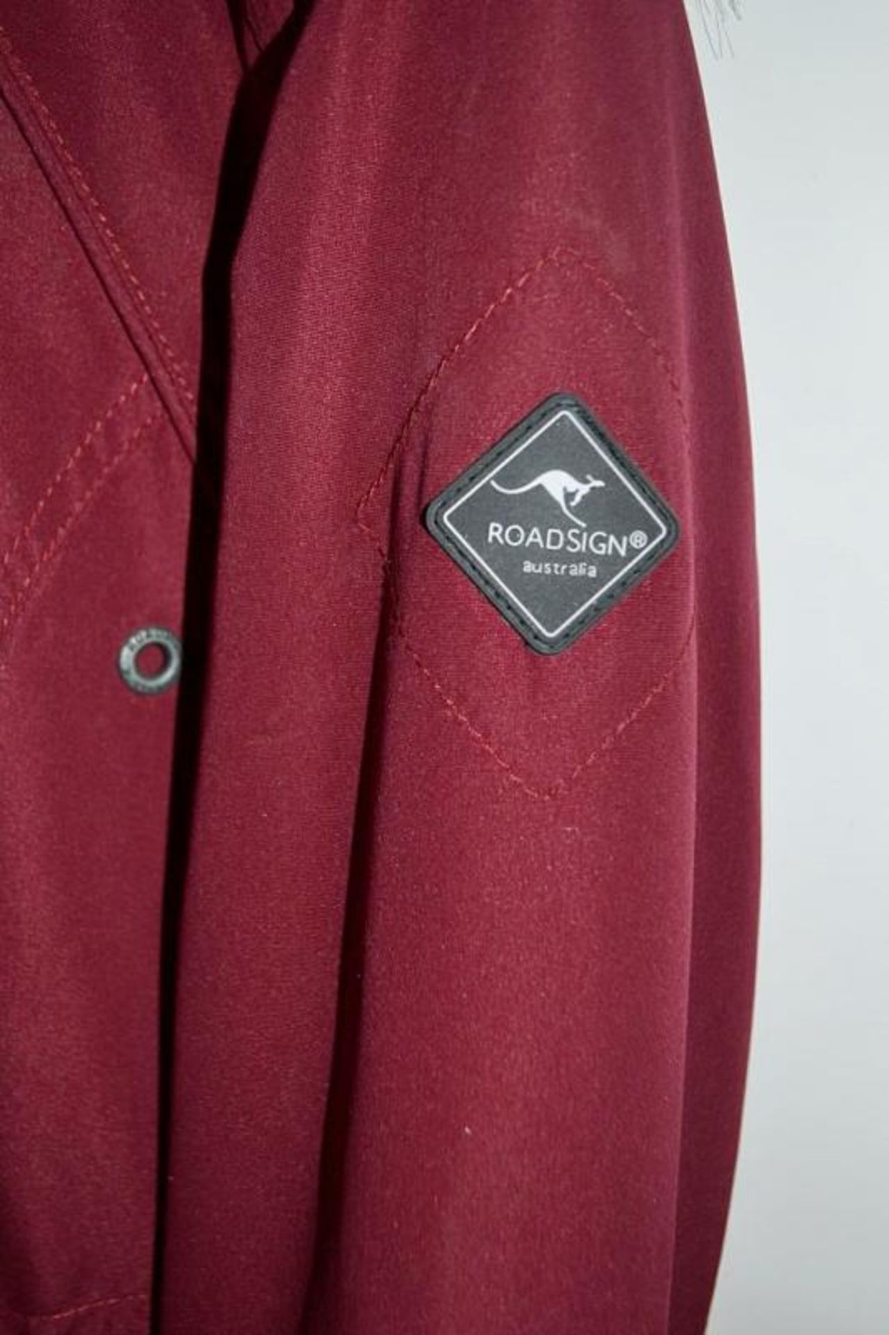 1 x Premium Branded Womens Winter Coat - Wind Proof & Water Resistant - Colour: Burgundy - UK Size 1 - Image 3 of 14