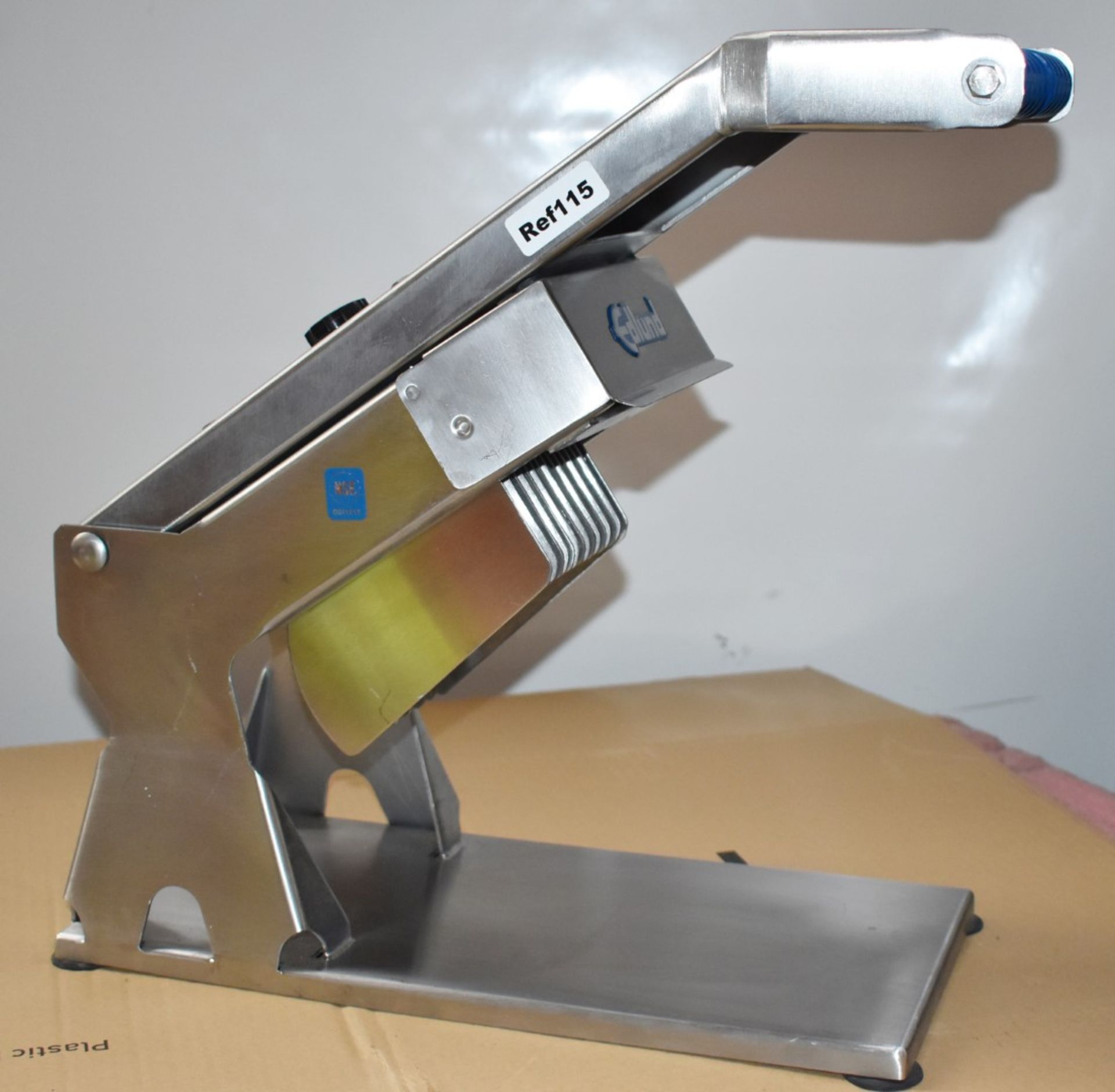 1 x Edlund XL-125 ARC Manual Fruit and Vegetable Slicer With Blades - CL232 - Ref115 - Location:
