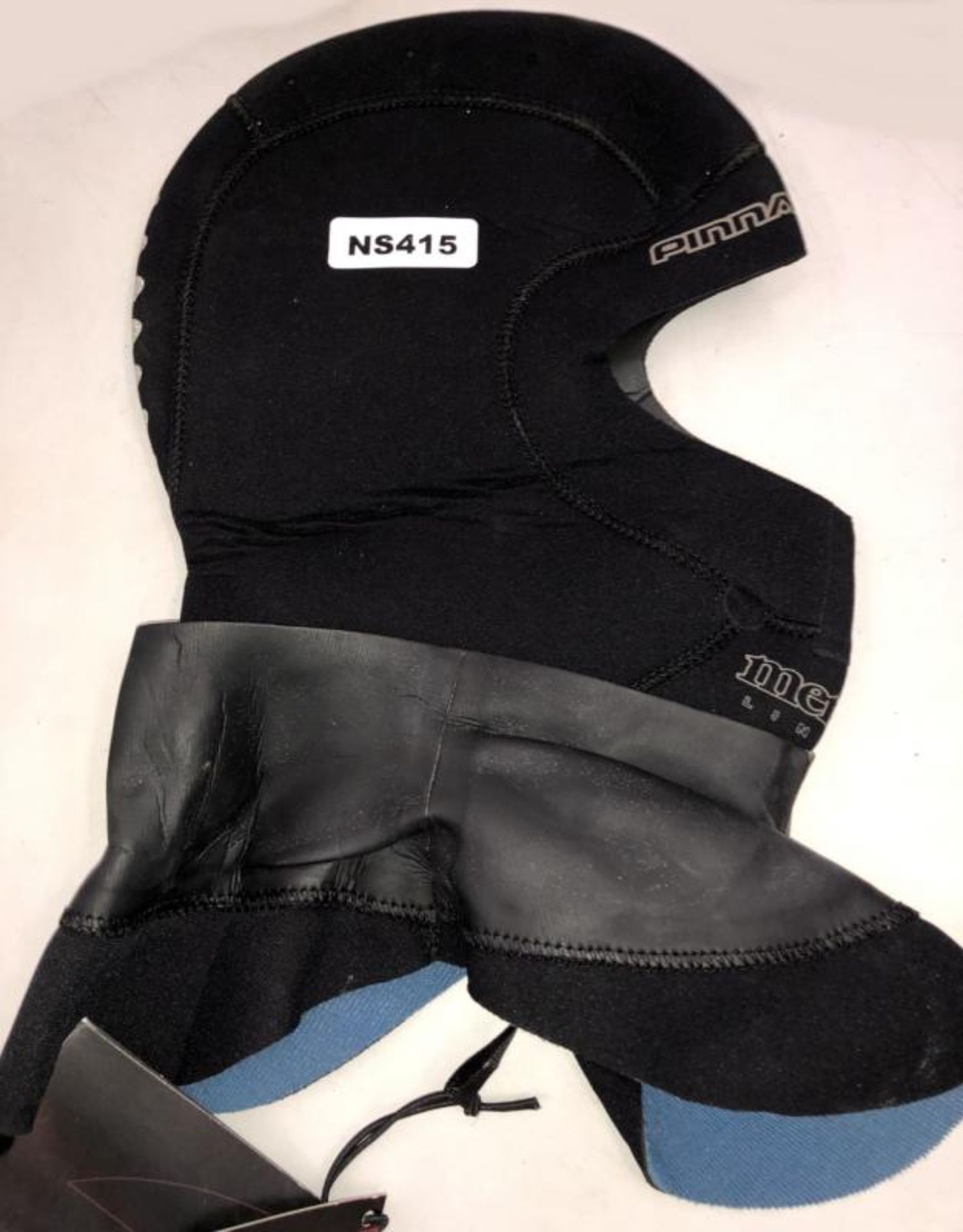 4 x Small New Diving Hoods - Ref: NS415, NS416, NS417, NS418 - CL349 - Location: Altrincham WA14 - Image 2 of 6