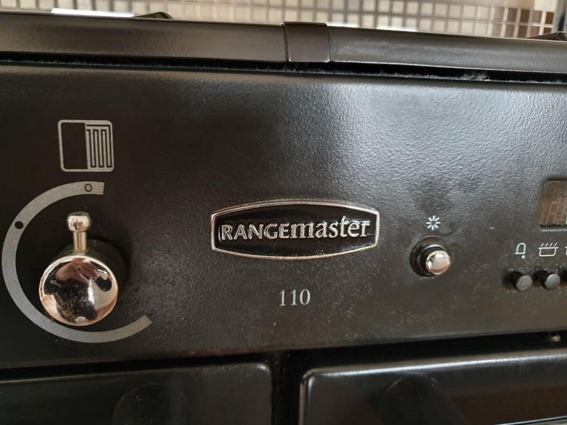 1 x Rangemaster 110cm 6-Burner Dual Fuel Cooker In Black And Brushed Steel - Used In Very Good, Clea - Image 10 of 11