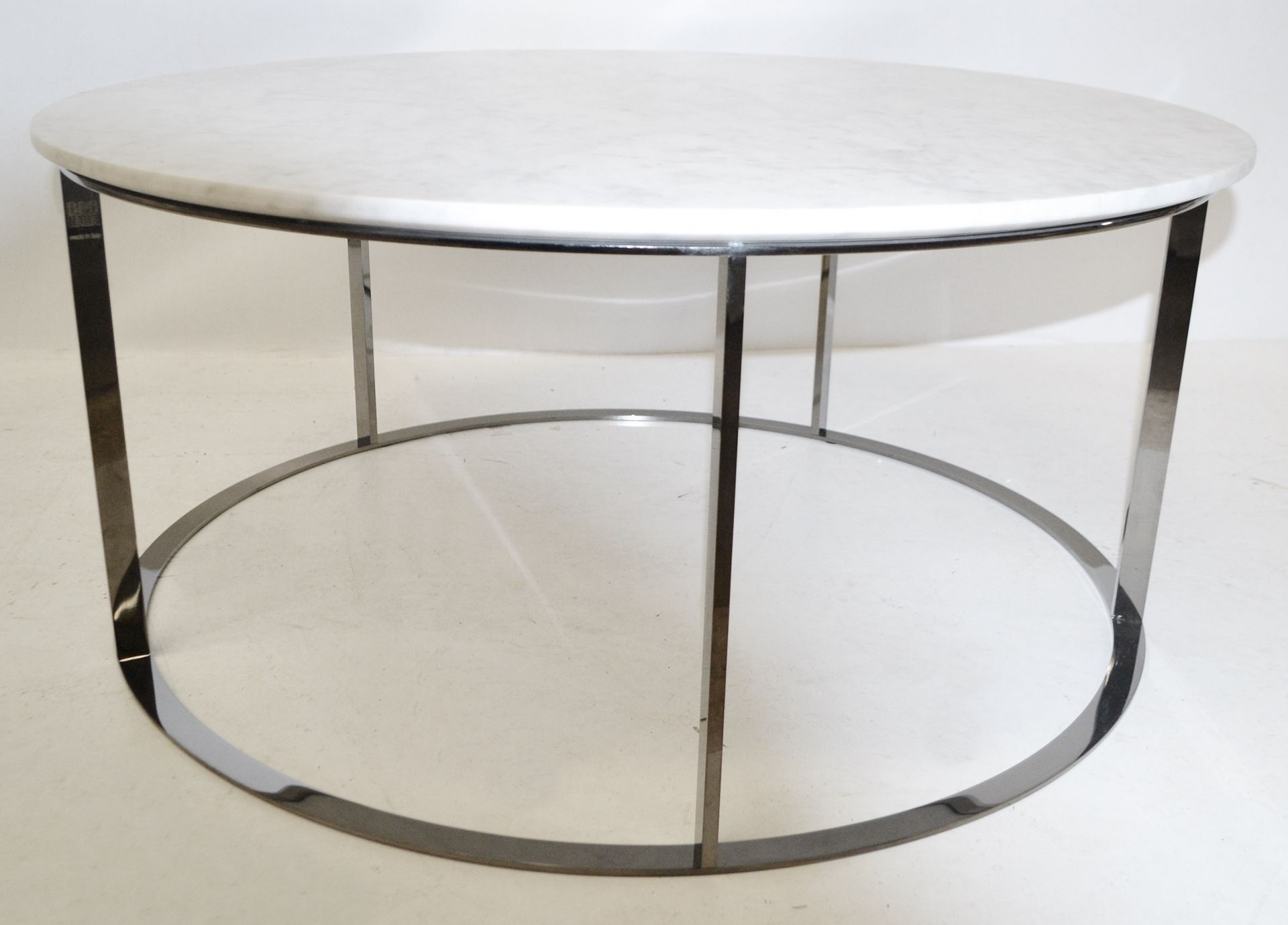 1 x B&B Italia 'MERA' White Marble Topped Designer Table (MTR90) - Designed By Antonio Citterio - Image 6 of 14