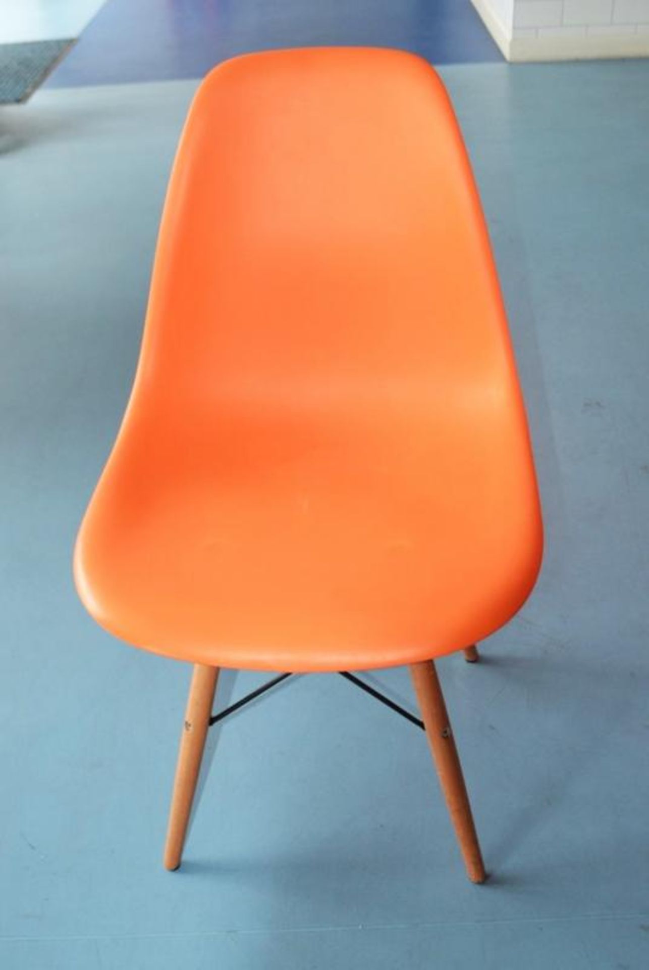 12 x Children's Red and Orange Charles and Ray Eames Style Shell Chairs - CL425 - Location: Altrinch - Image 4 of 9