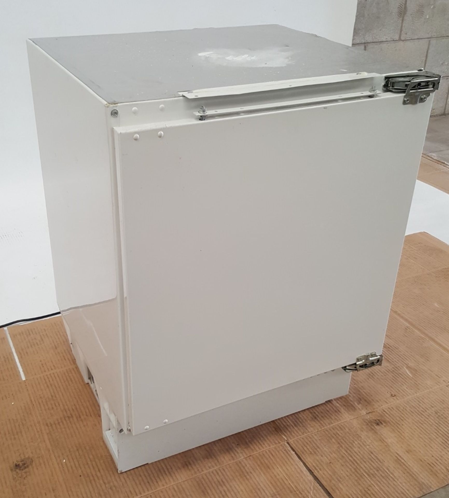 1 x Prima LPR112A1 Under Counter Fridge - Ref BY159 - Image 4 of 5