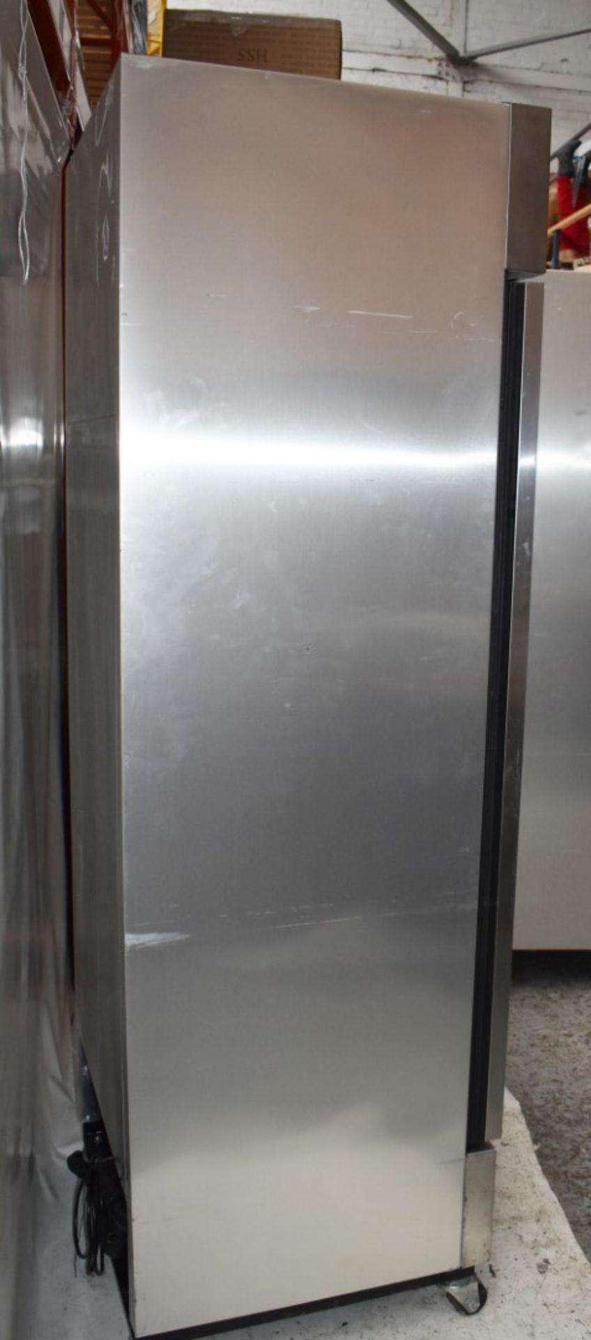 1 x True T-19FZ Upright Single Solid Door Freezer - Stainless Steel Finish With Aluminium Interior - - Image 8 of 9