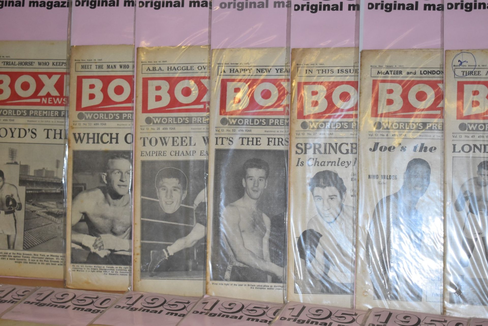 56 x Vintage Boxing News Magazines Dated 1955 to 1959 - Ref MB100/101/102 - Individually Packaged - Image 17 of 28