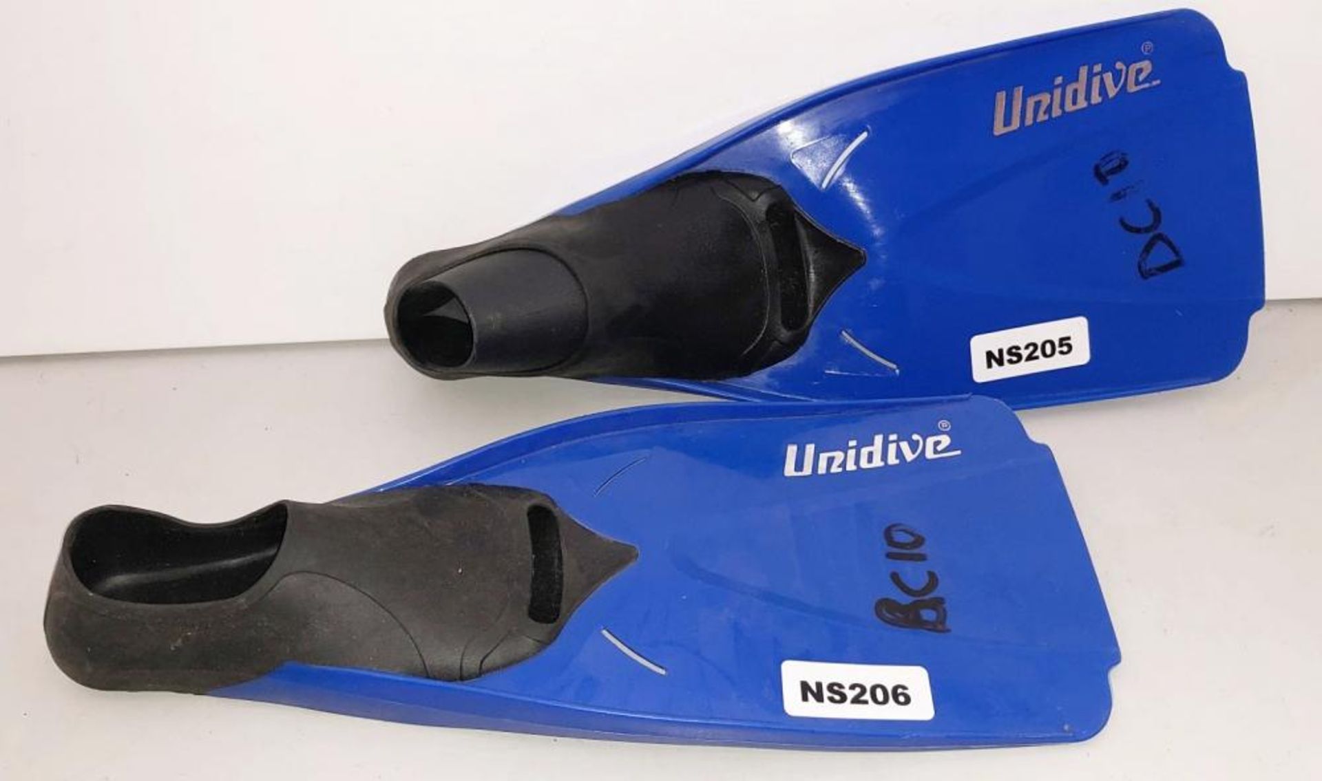 3 x Pairs Of Junior Diving Fins - CL349 - Location: Altrincham WA14 - Image 8 of 10