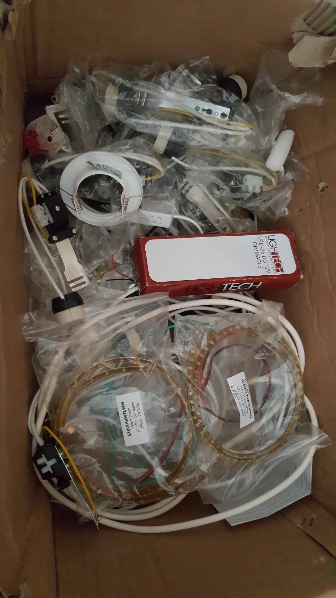 1 x Box Of Various Lighting Fittings And Cables - Ref RC123 - CL011 - Location: Altrincham WA14