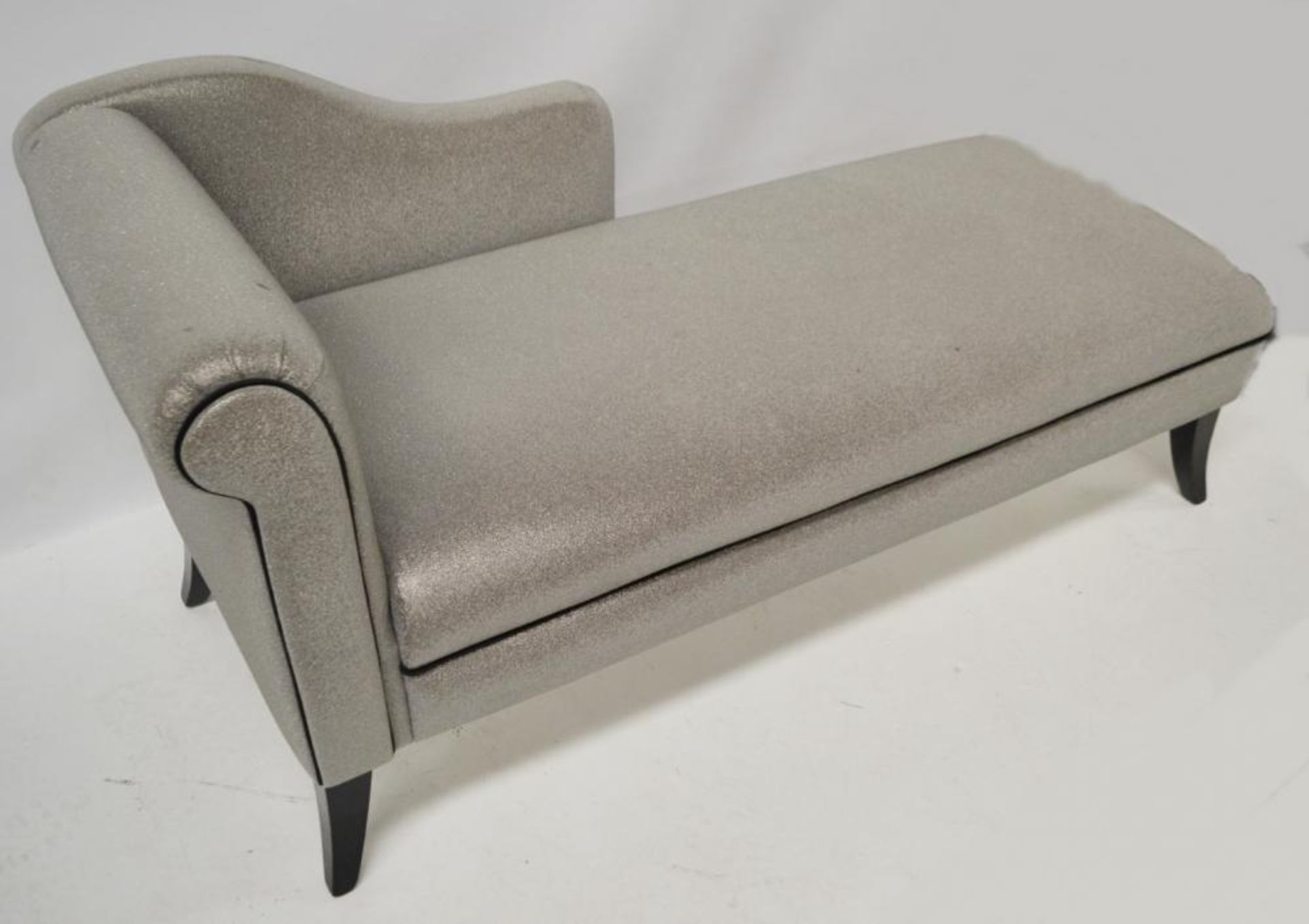 1 x Chaise Lounge Chair Finished In Silver Glitter - Ref: BLT376 - CL380 - NO VAT ON THE HAMMER - - Image 3 of 8
