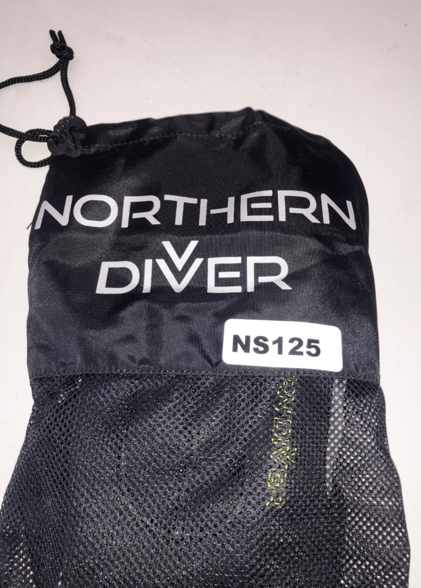 6 Pairs Of New Scuba Gloves - CL349 - Altrincham WA14 - Image 5 of 25