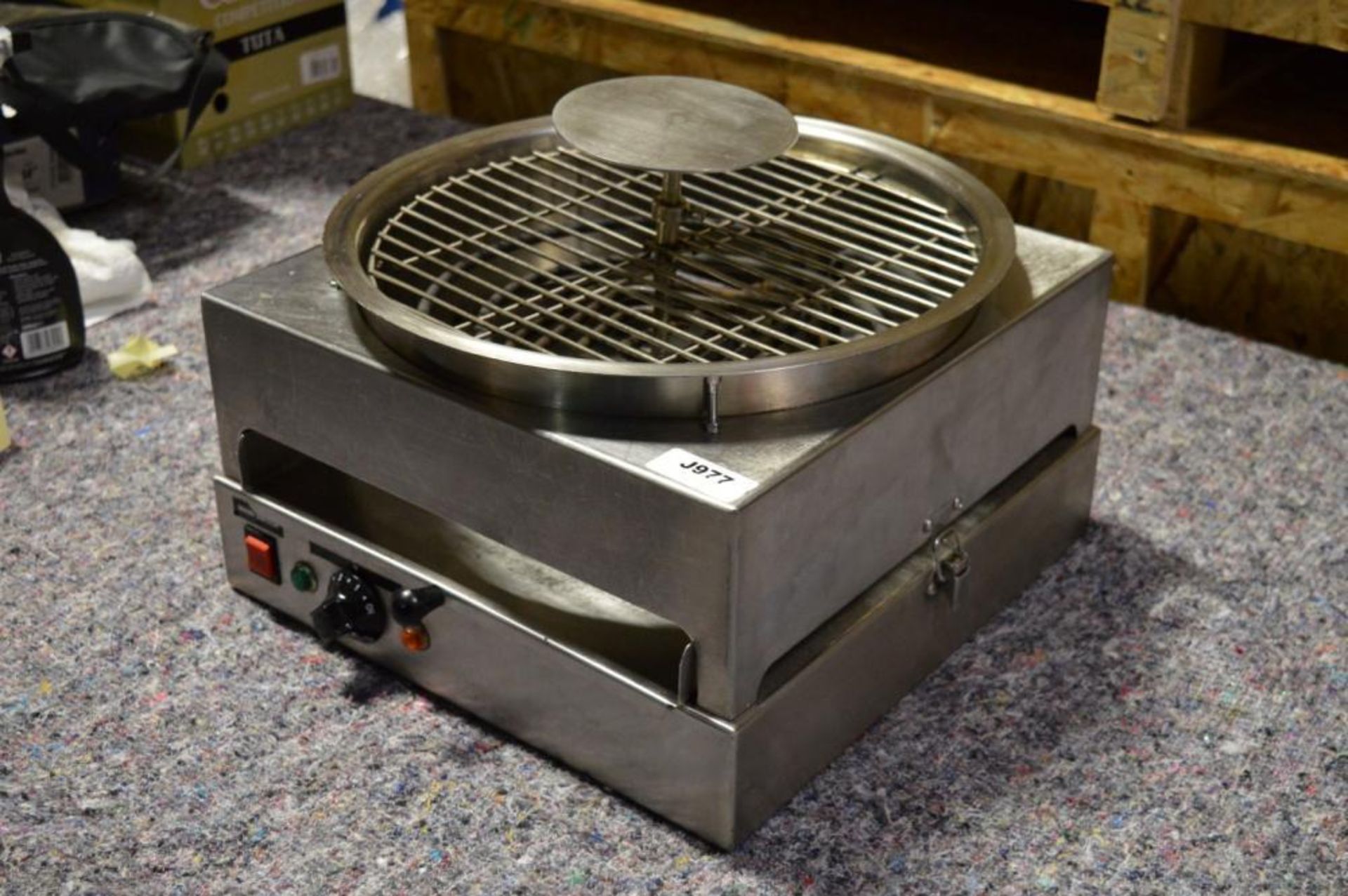 1 x Mantle Countertop Pizza Capper - As used in Supermarkets For Sealing In-House Pizzas - Stainless - Image 4 of 5