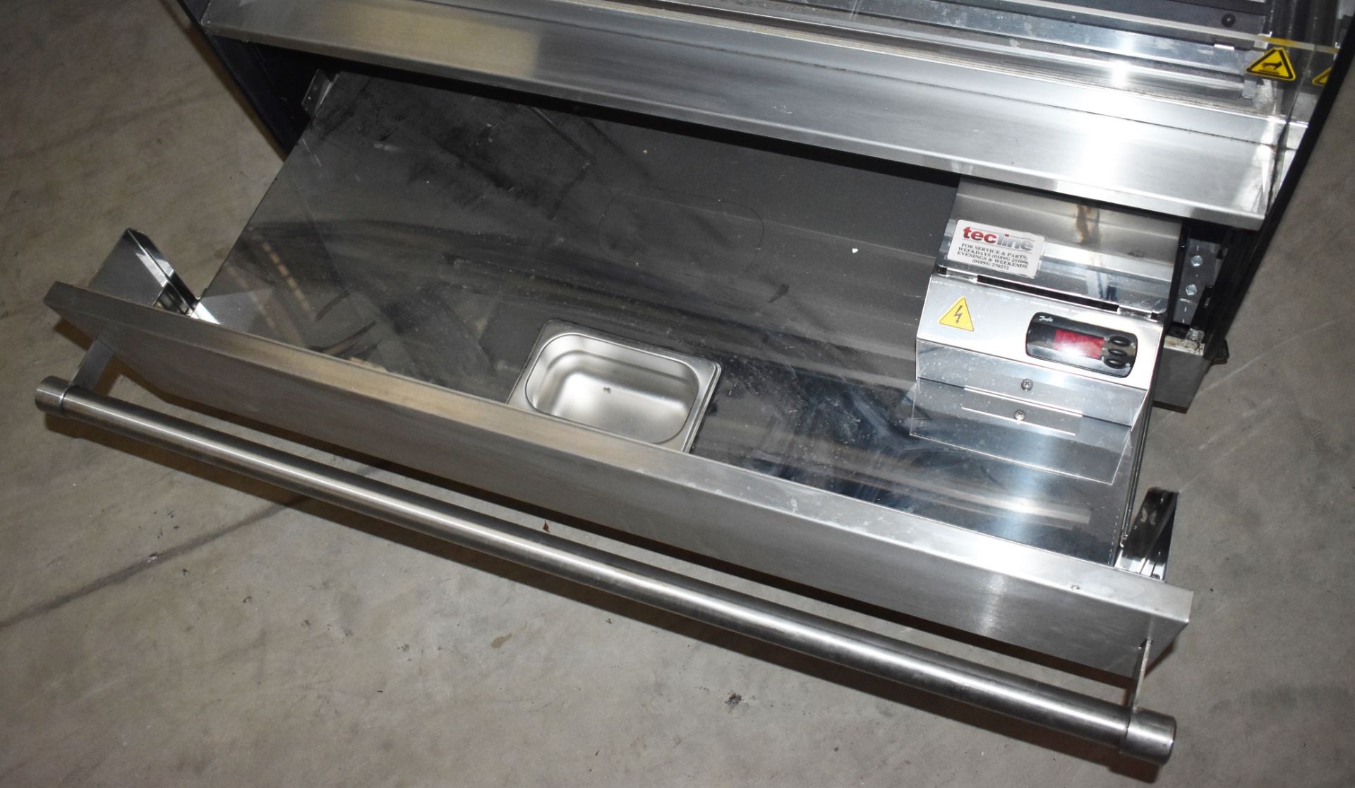 1 x Fri-Jado Three Tier Multi Deck Hot Food Warmer Heated Display Unit - Contemporary Modern - Image 4 of 9