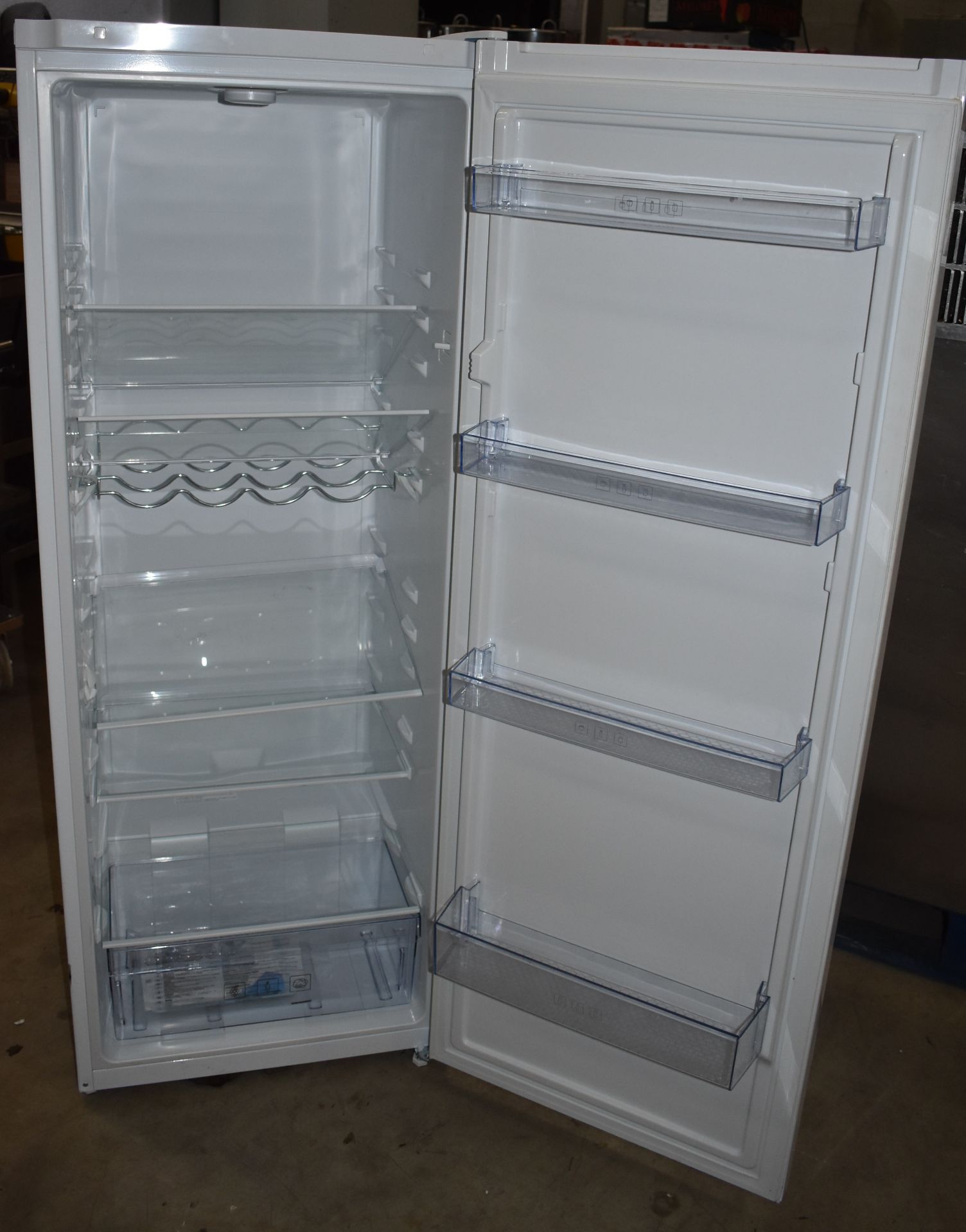 1 x Beko LSG1545W Upright Fridge - Excellent Clean Condition With User Manual and Accessories - - Image 2 of 5