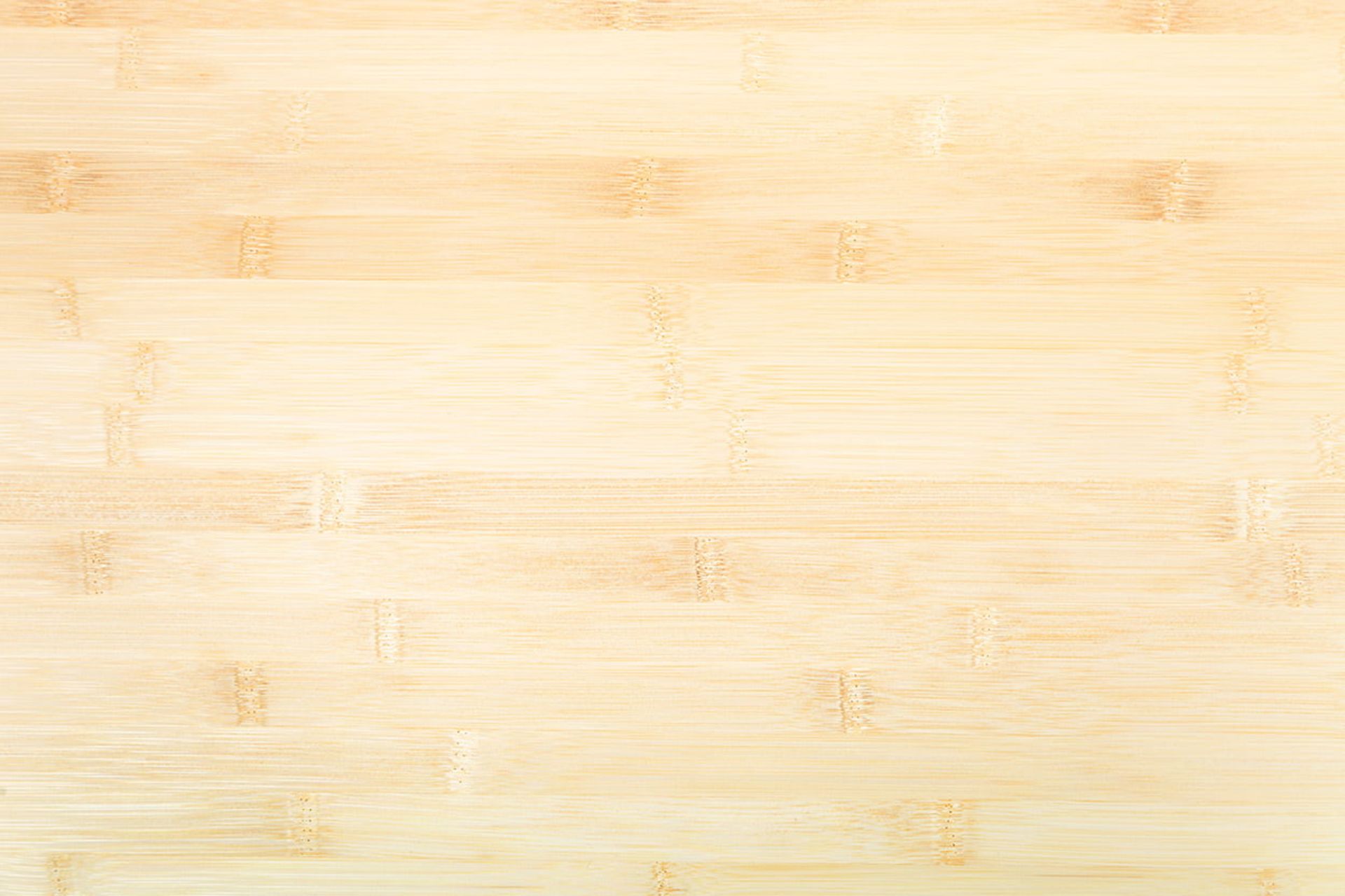 1 x Layered Solid Bamboo Wood Worktop - Size: 4000 x 650 x 40mm - Ideal For Kitchens, Countertops, - Image 2 of 4