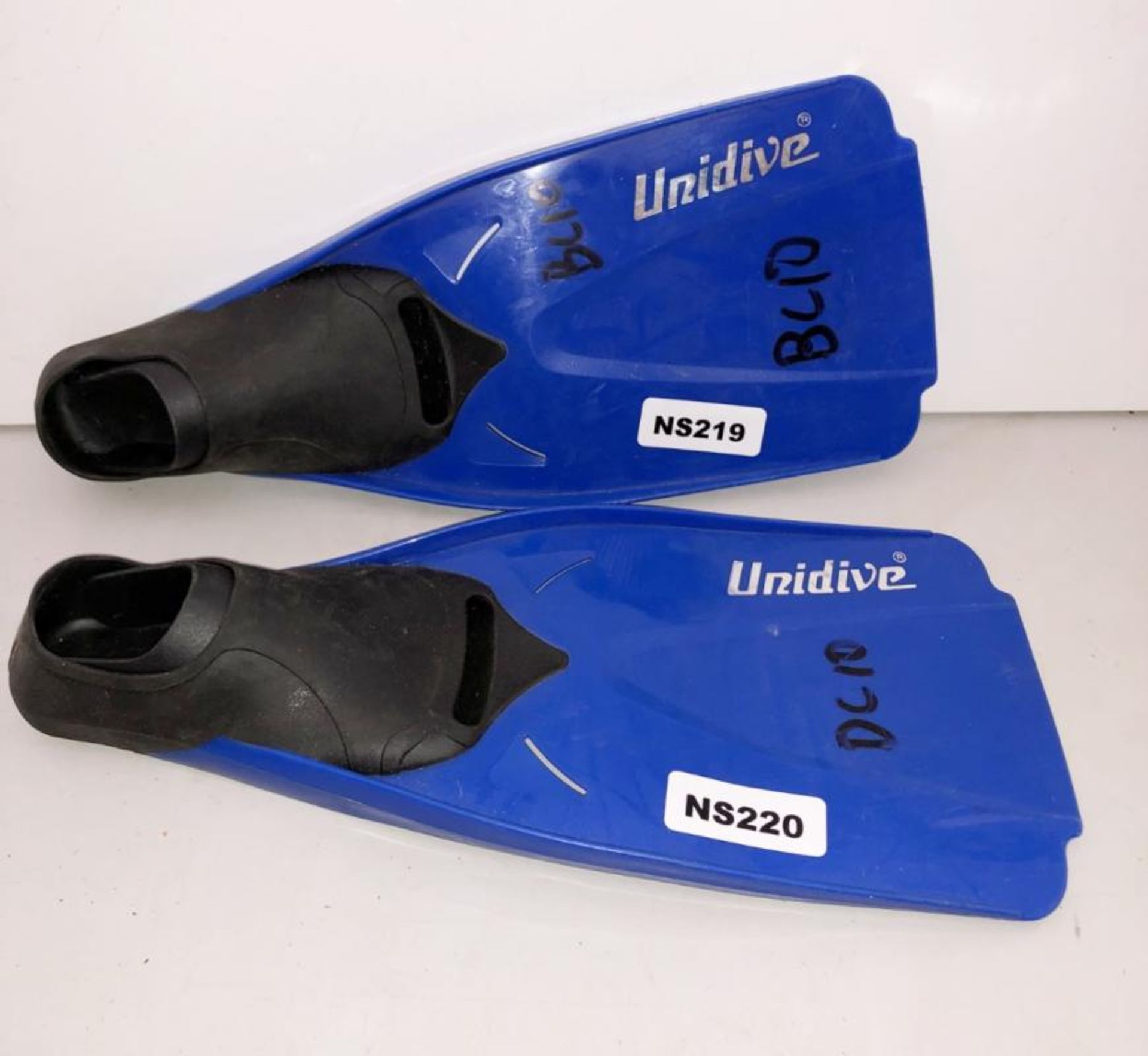 3 x Pairs Of Children's Diving Fins - CL349 - Location: Altrincham WA14 - Image 3 of 9