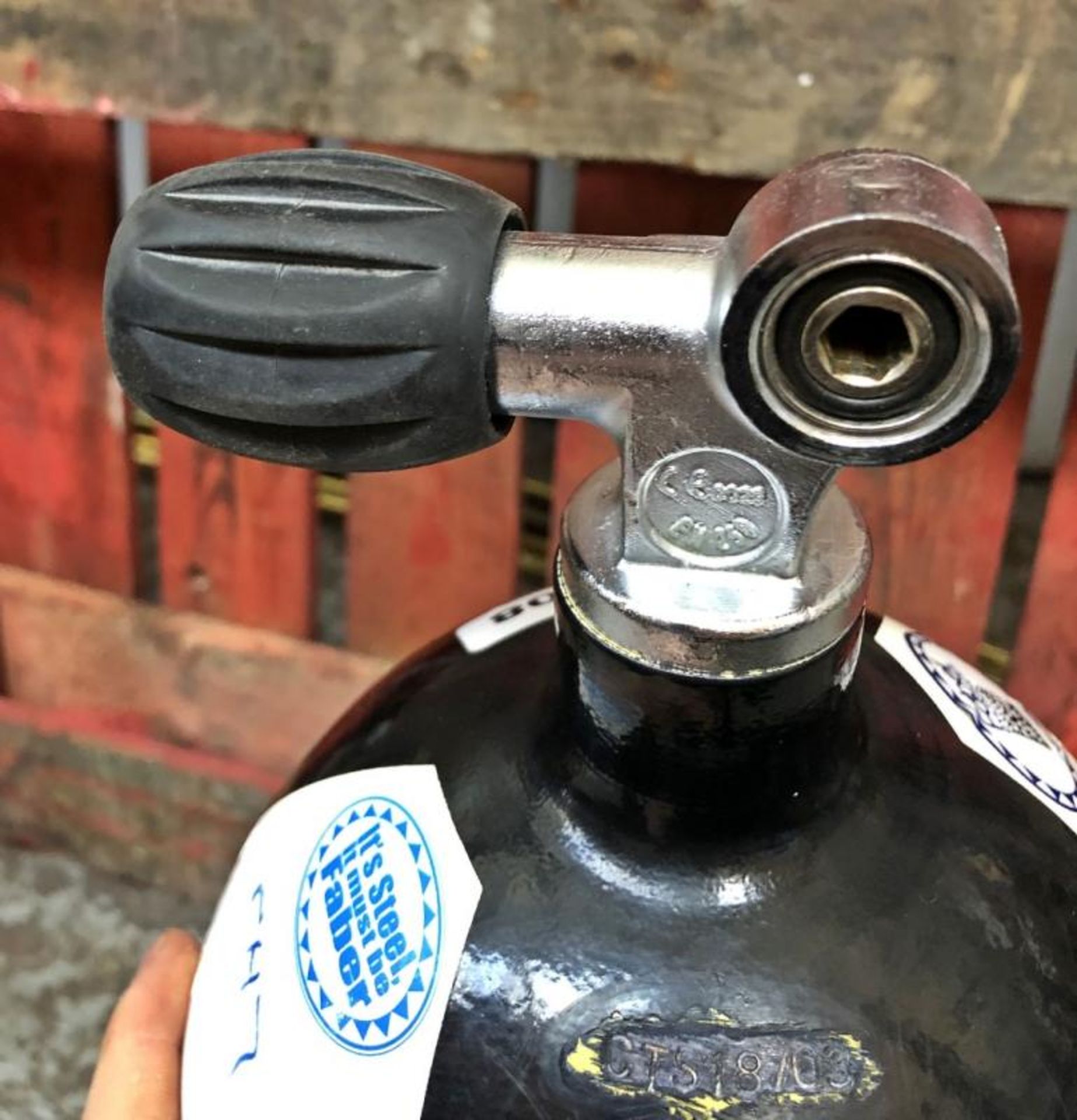 1 x 232BAR Scuba Air Cylinder - Ref: NS108 - CL349 - Location: Altrincham WA14 - Image 3 of 6