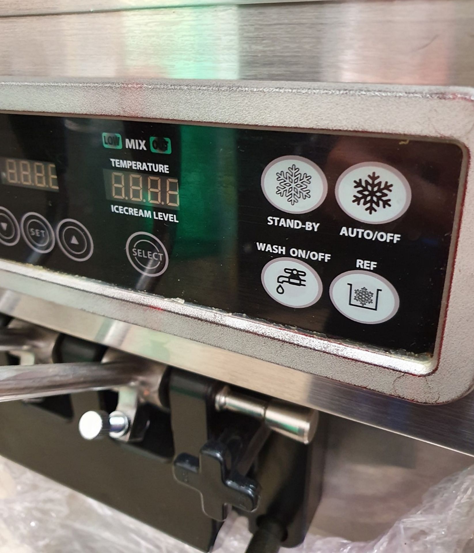 1 x ICETRO Ice Cream Machine - Ref: LD426 - CL350 - Location: Altrincham WA14 - Bild 9 aus 12