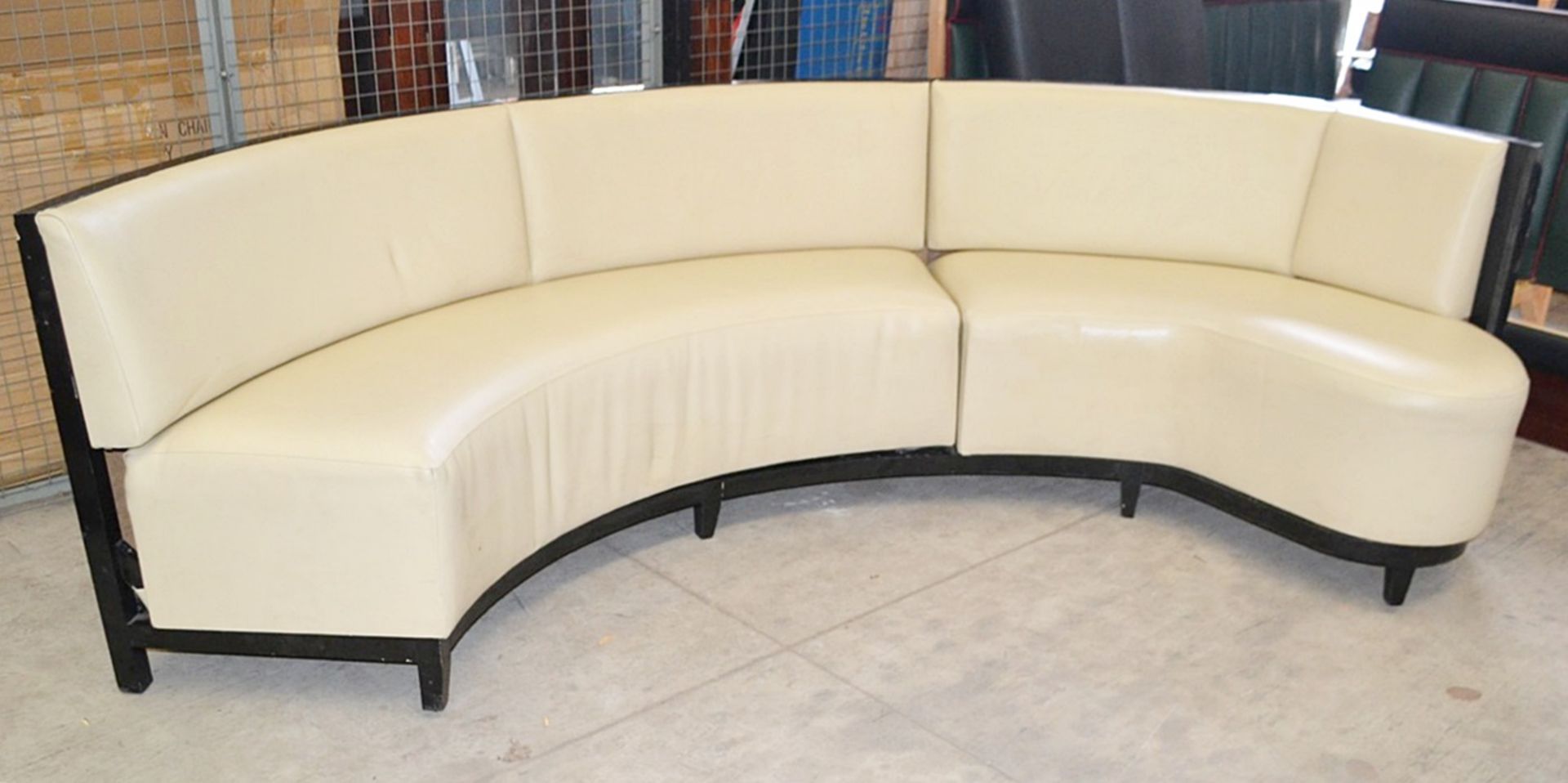 5 x Assorted Sections Of Curved Commercial Seating Upholstered In A Cream Faux Leather - Image 2 of 23