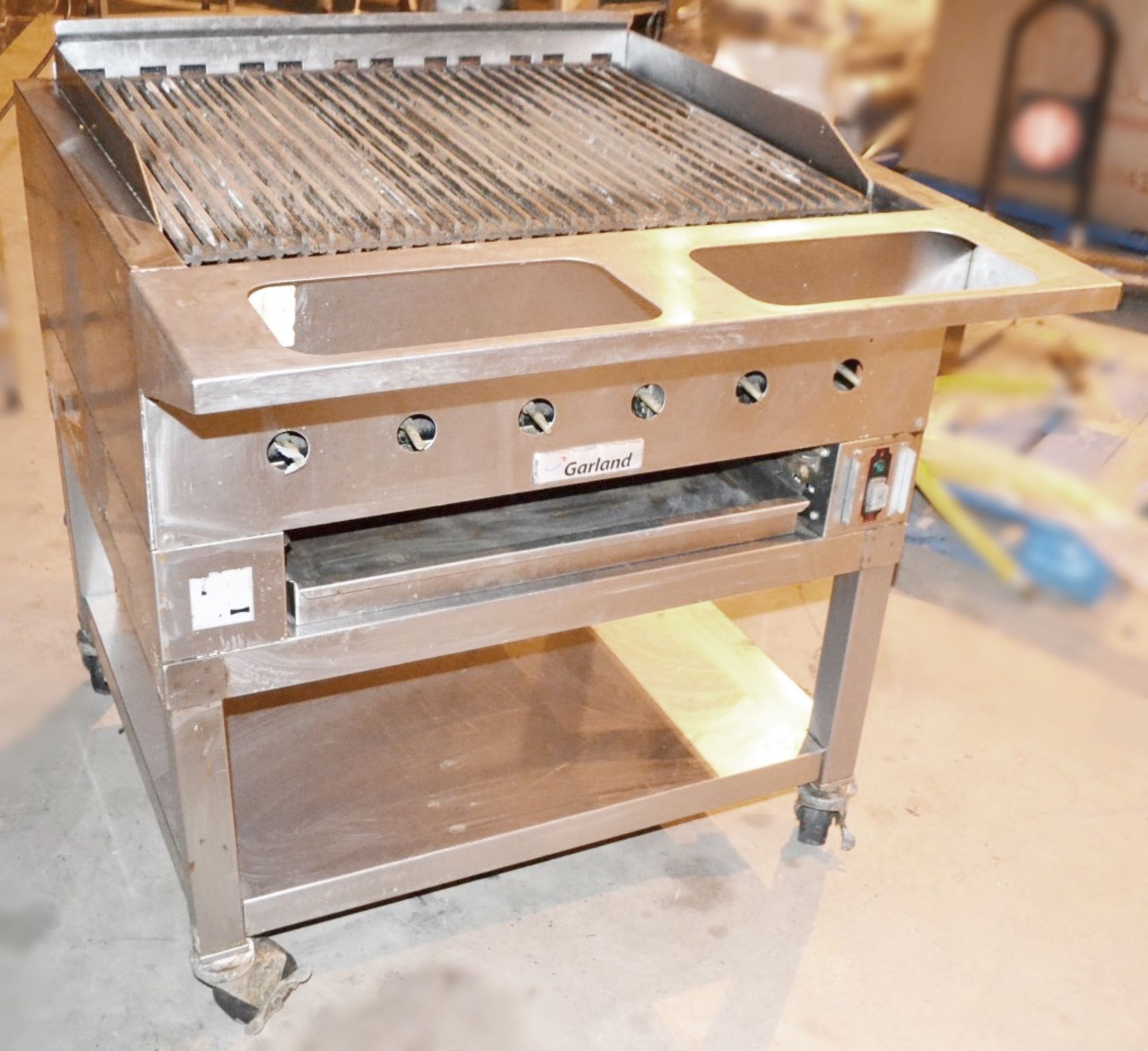 1 x Stainless Steel GARLAND Commercial Griddle With Stand - CL350 - Ref212 - Location: Altrincham - Image 2 of 4