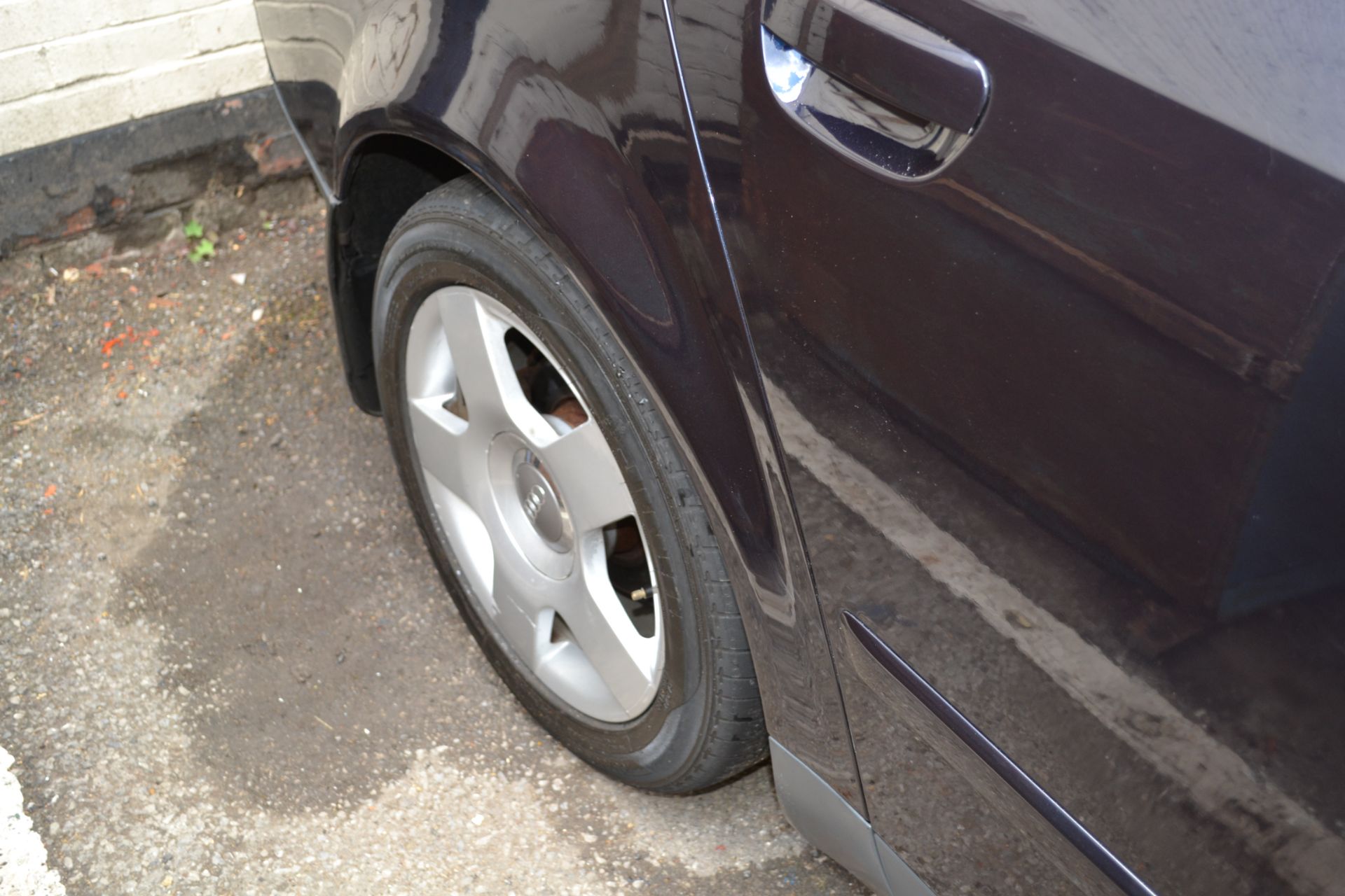 2001 Audi A4 SE Auto in Dark Blue 2.4L Petrol (Non Runner) - CL011 - Location: Altrincham WA14 - Bild 3 aus 13