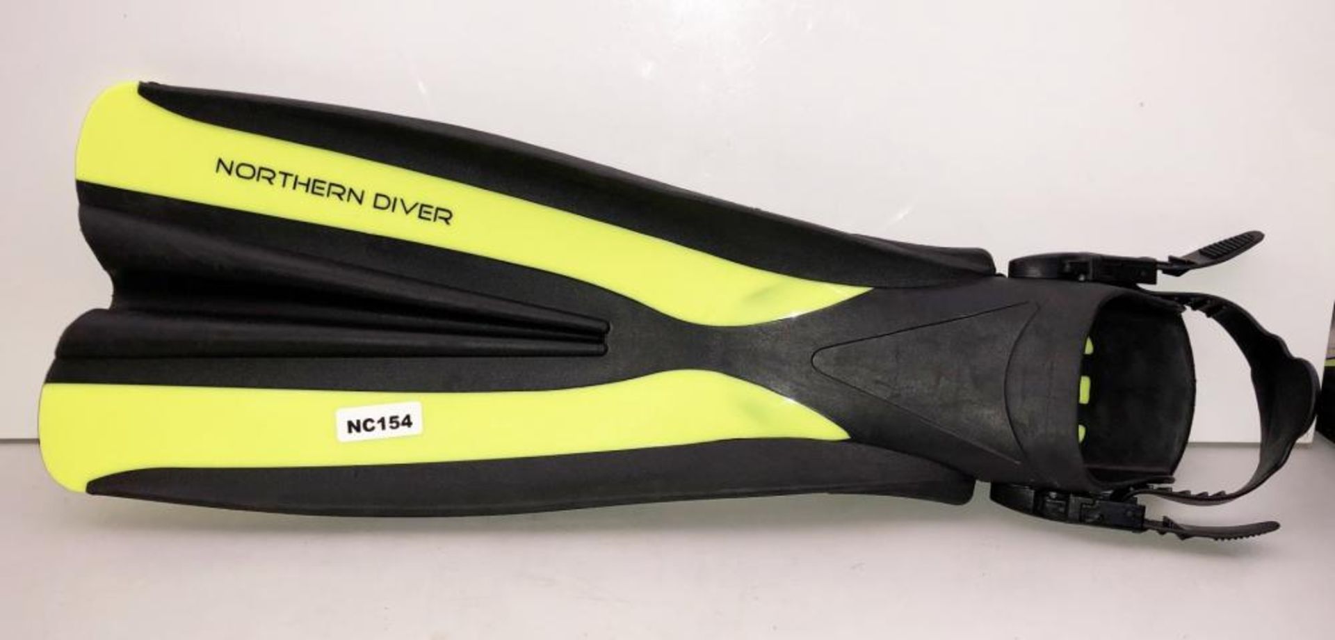 A Pair Of New NorthernDiver Power Fins - Ref: NC153, NC154 - CL349 - Location: Altrincham WA14 - Image 9 of 9