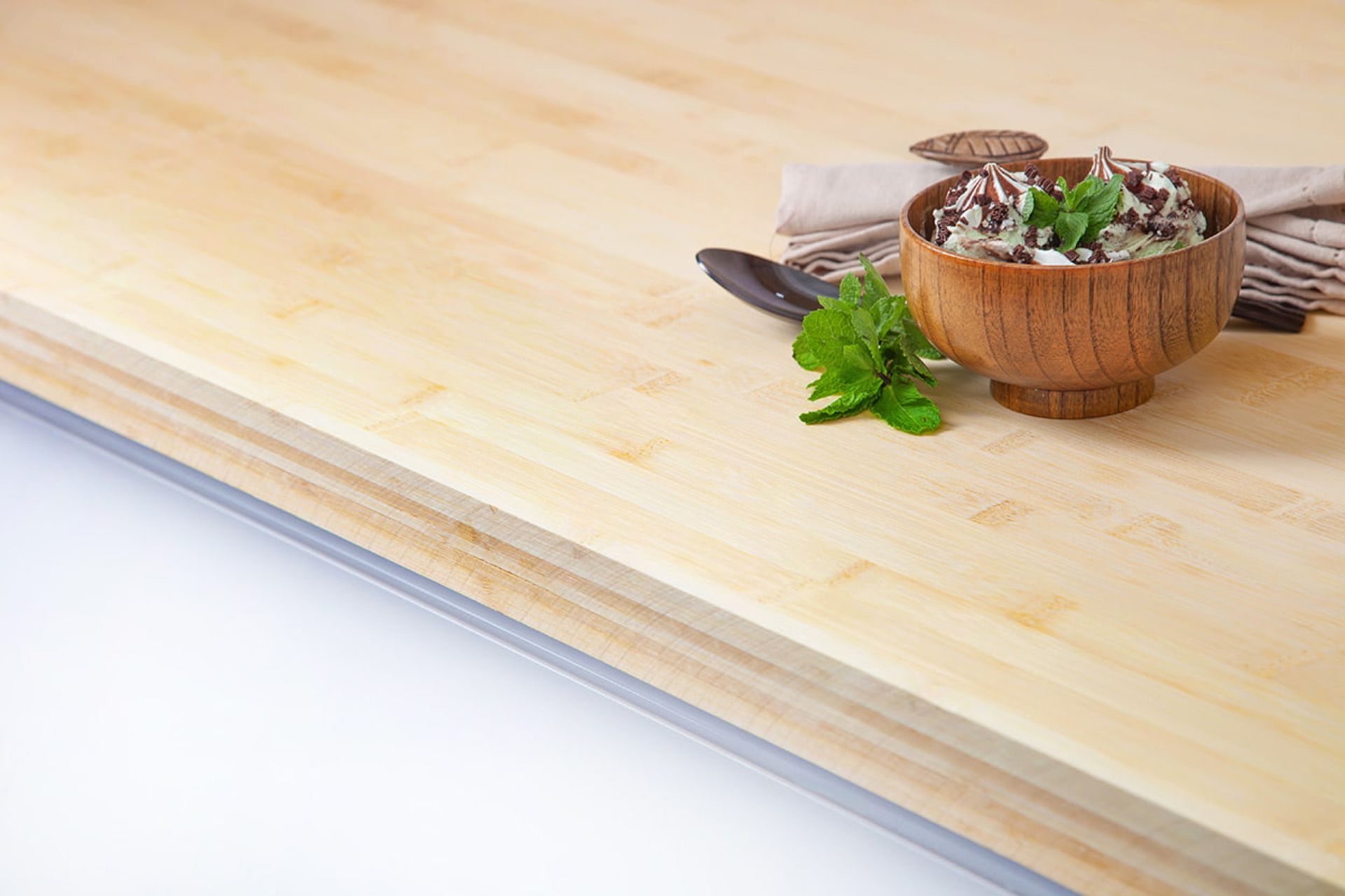 1 x Layered Solid Bamboo Wood Worktop - Size: 3000 x 900 x 40mm - Ideal For Kitchens, Countertops, - Image 4 of 4