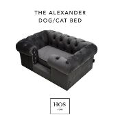 1 x HOUSE OF SPARKLES 'Alexander' Luxury Button Back Dog / Cat Pet Bed - Richly Upholstered In A