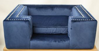 1 x HOUSE OF SPARKLES 'Ellis' Luxury Dog / Cat Pet Bed - Richly Upholstered In Royal Blue Velvet -