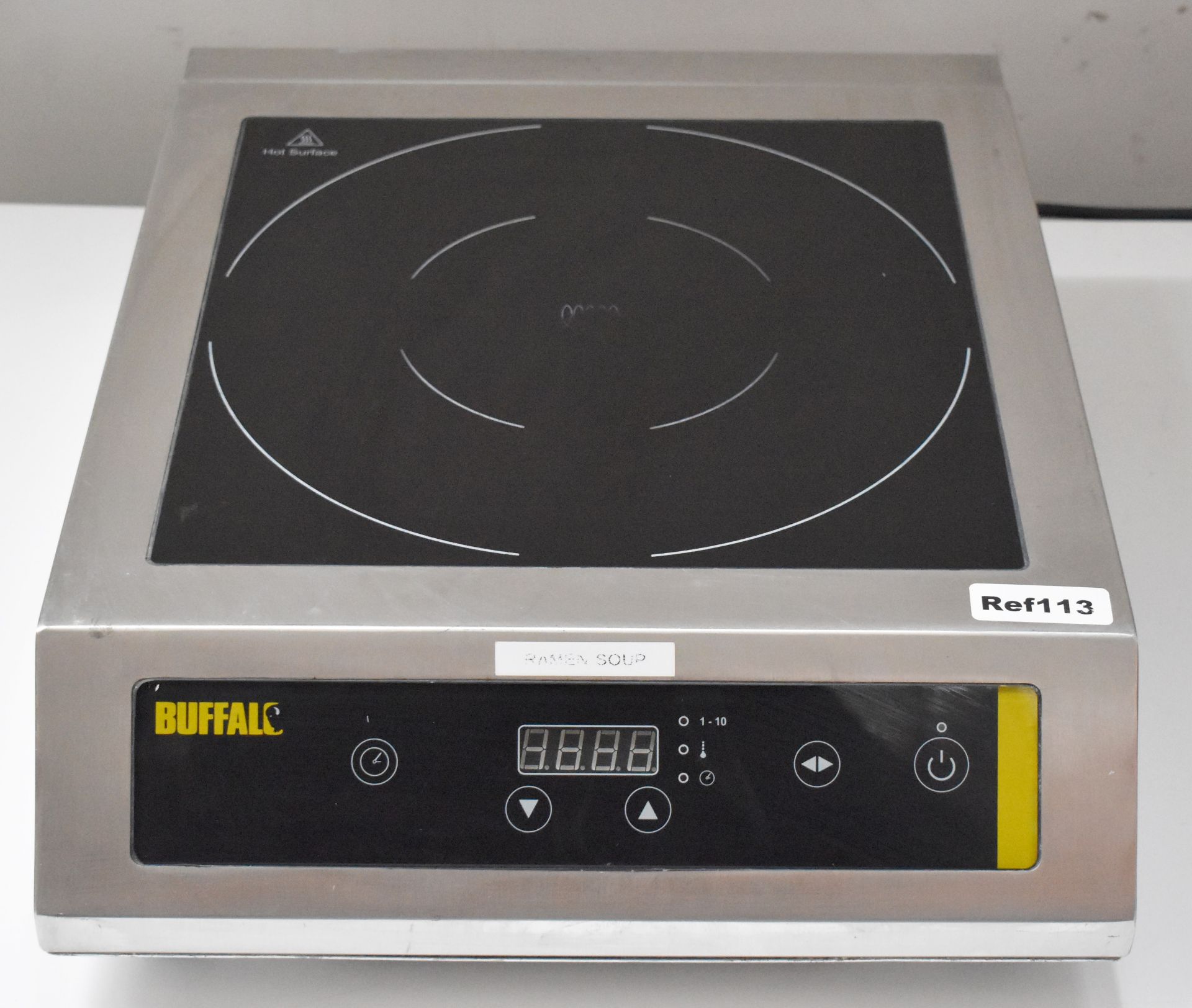 1 x Buffalo CP799 3000W Single Zone Induction Hob - Heavy Duty - 240v - CL232 - Ref113 - Location: