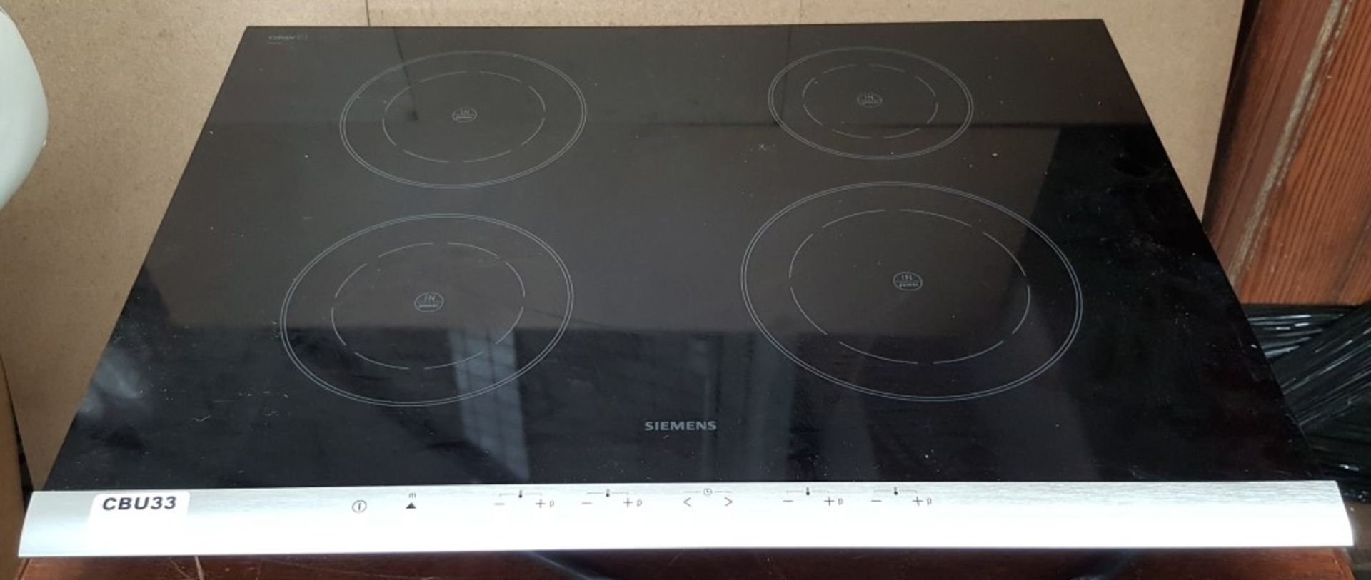 1 x Siemens EH77P501E Integrated Ceramic Black Hob - Ref CBU33 - NO VAT ON HAMMER