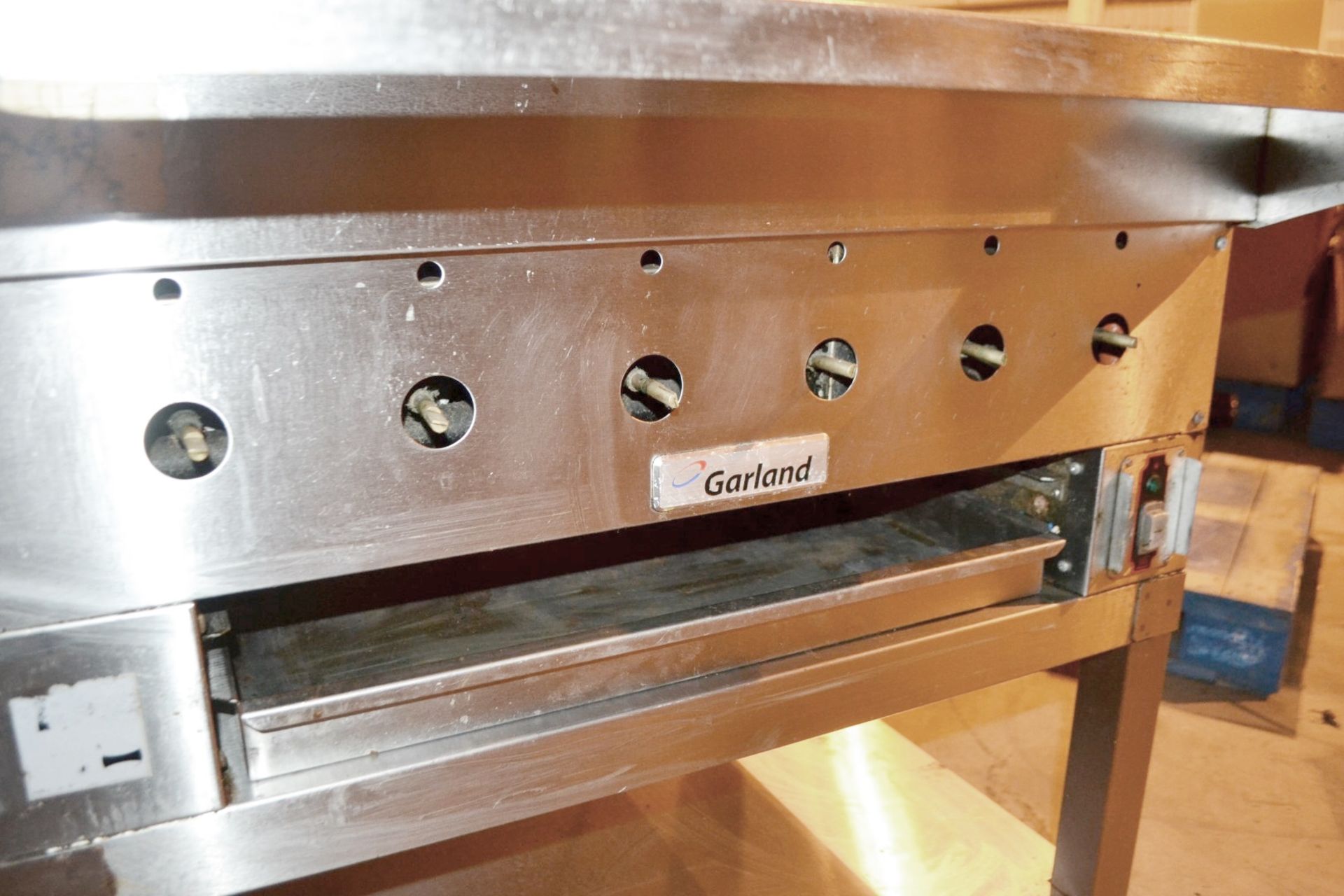 1 x Stainless Steel GARLAND Commercial Griddle With Stand - CL350 - Ref212 - Location: Altrincham - Image 4 of 4