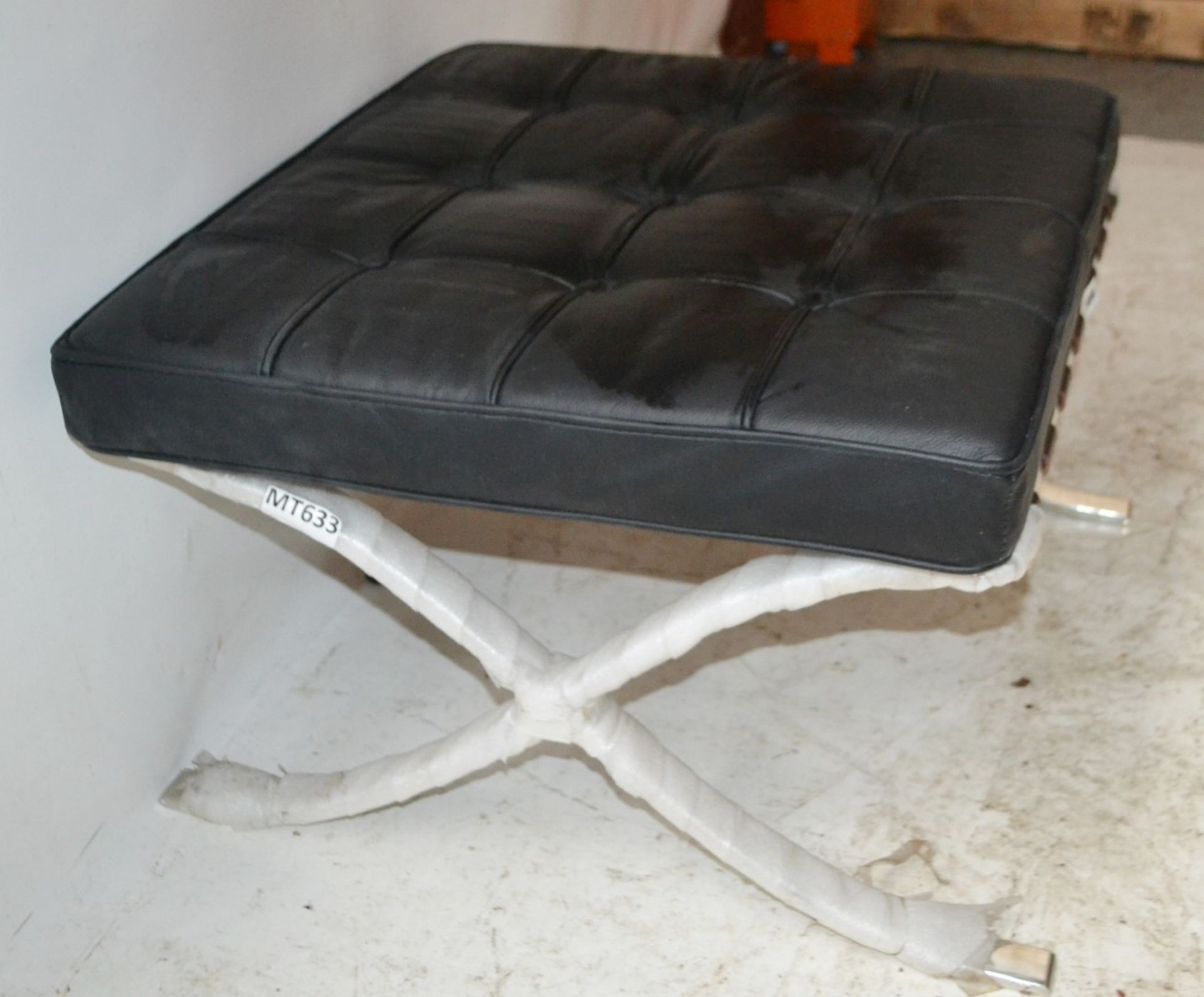 1 x Black Leather Square Foot Stool With Stainless Steel Cross Legs - Ref: BLT388 - Location: WA14 - Image 2 of 4