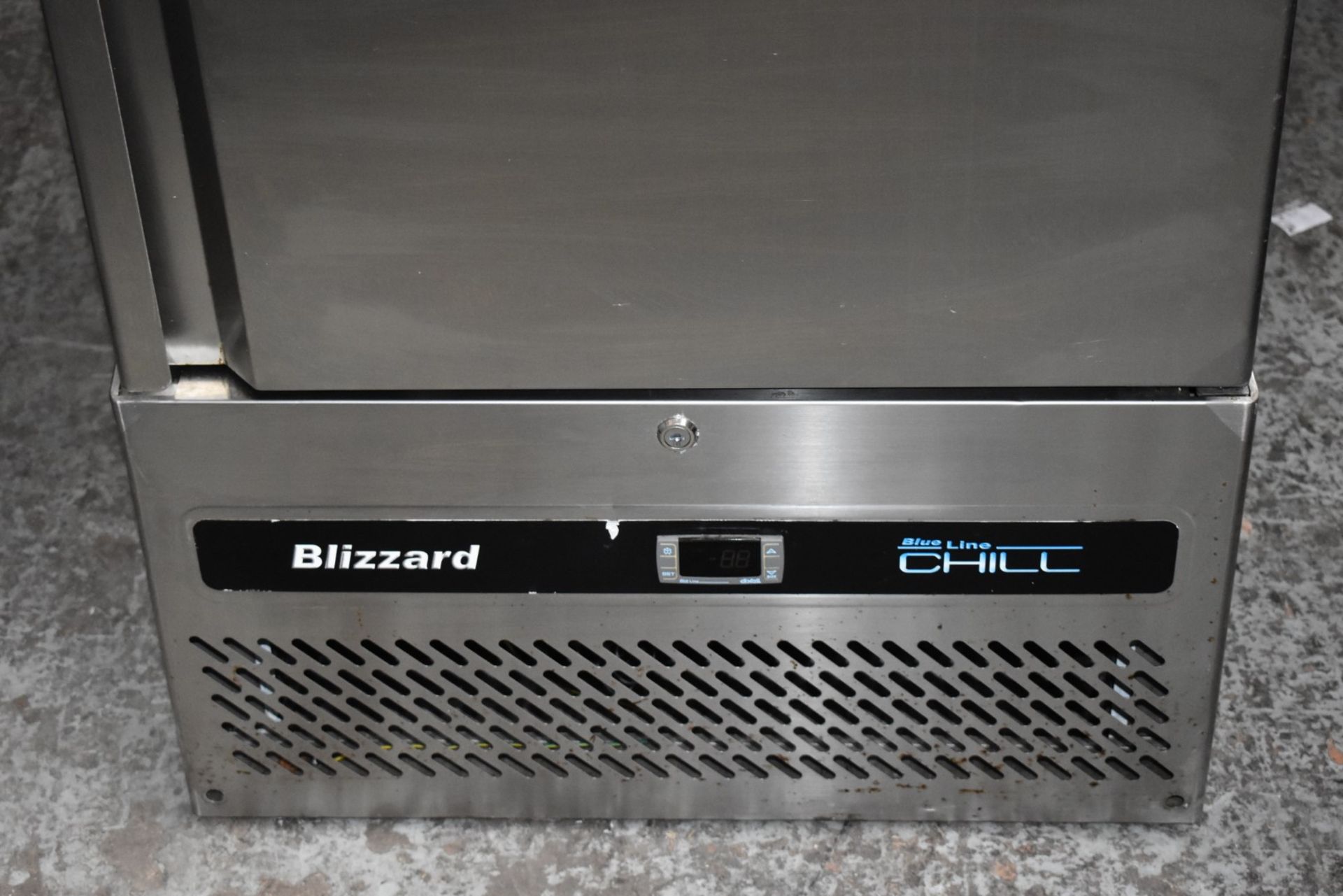 1 x Blizzard BCC400 Upright Commercial Fridge - Stainless Steel Finish - 230v - H200 x W68 x D71 cms - Image 4 of 7