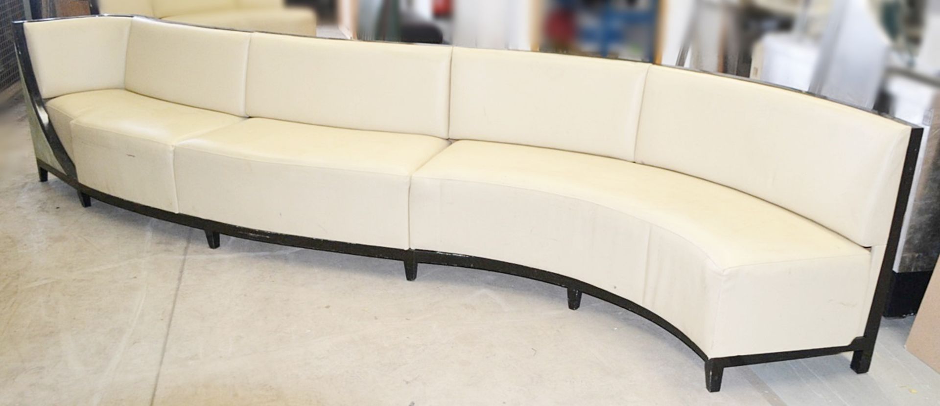 5 x Assorted Sections Of Curved Commercial Seating Upholstered In A Cream Faux Leather - Image 5 of 23