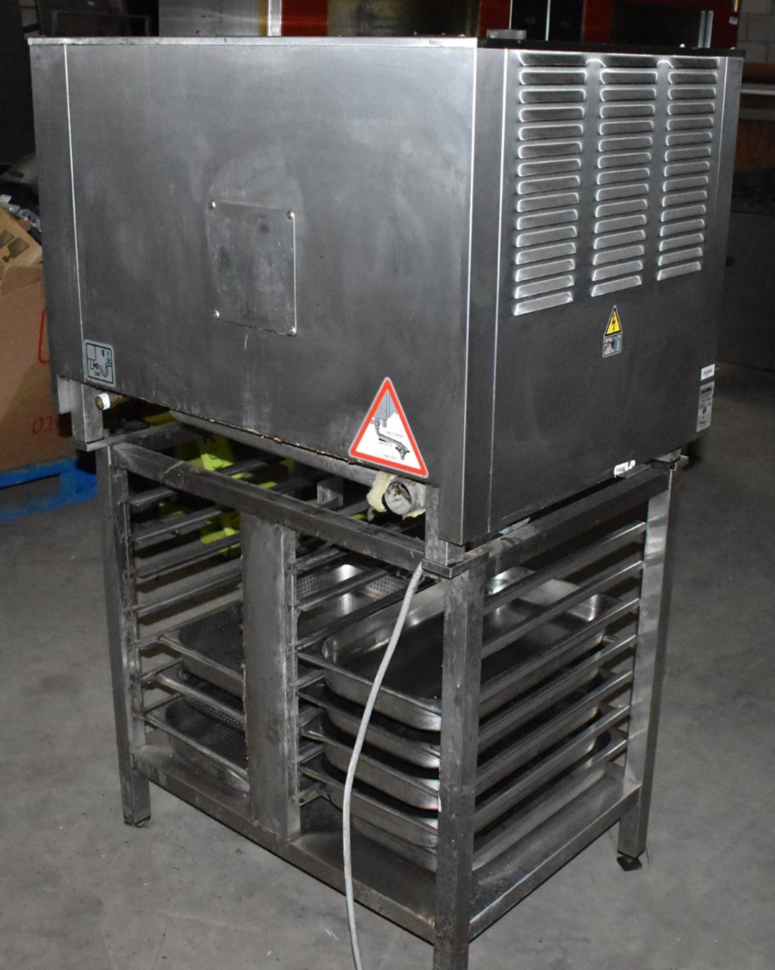 1 x Rational CM 6 9.4k 6 Grid Combi Steam Oven With Stand - H148 x W90 x D73 cms - CL453 - Location: - Image 8 of 14