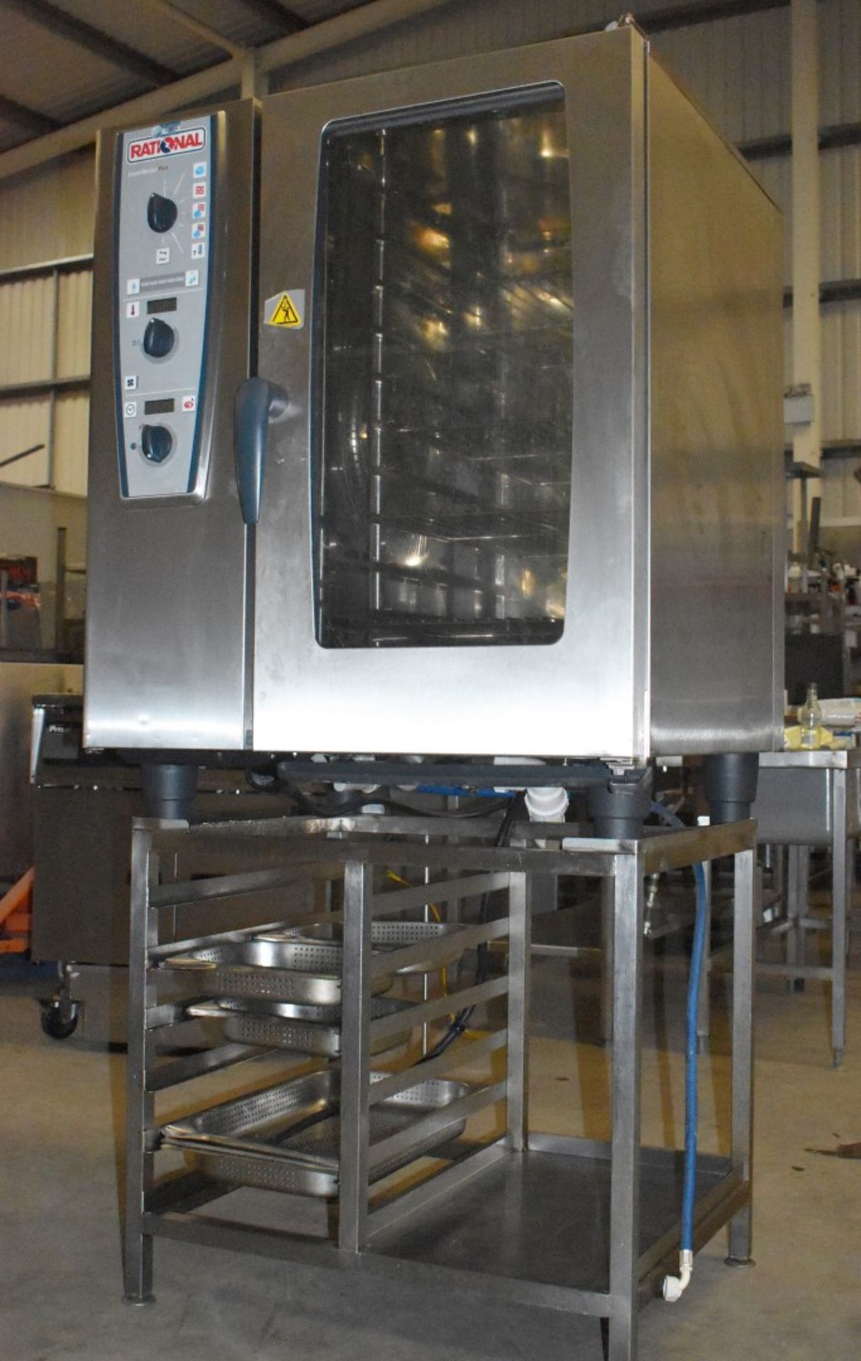 1 x Rational CMP101 CombiMaster Plus Model 101 3 Phase 10 Grid Combi Oven With Stand - H175 x W85 - Image 2 of 10