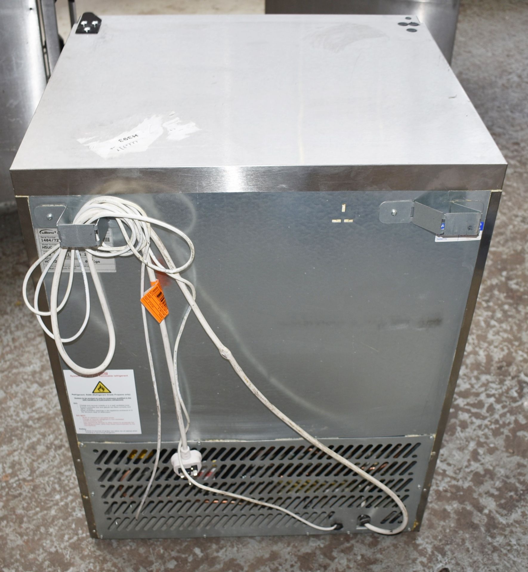 1 x Williams GreenLogic H5UC R290 R1 Single Door Stainless Steel Undercounter Fridge - H82.5 x W65 x - Image 3 of 5