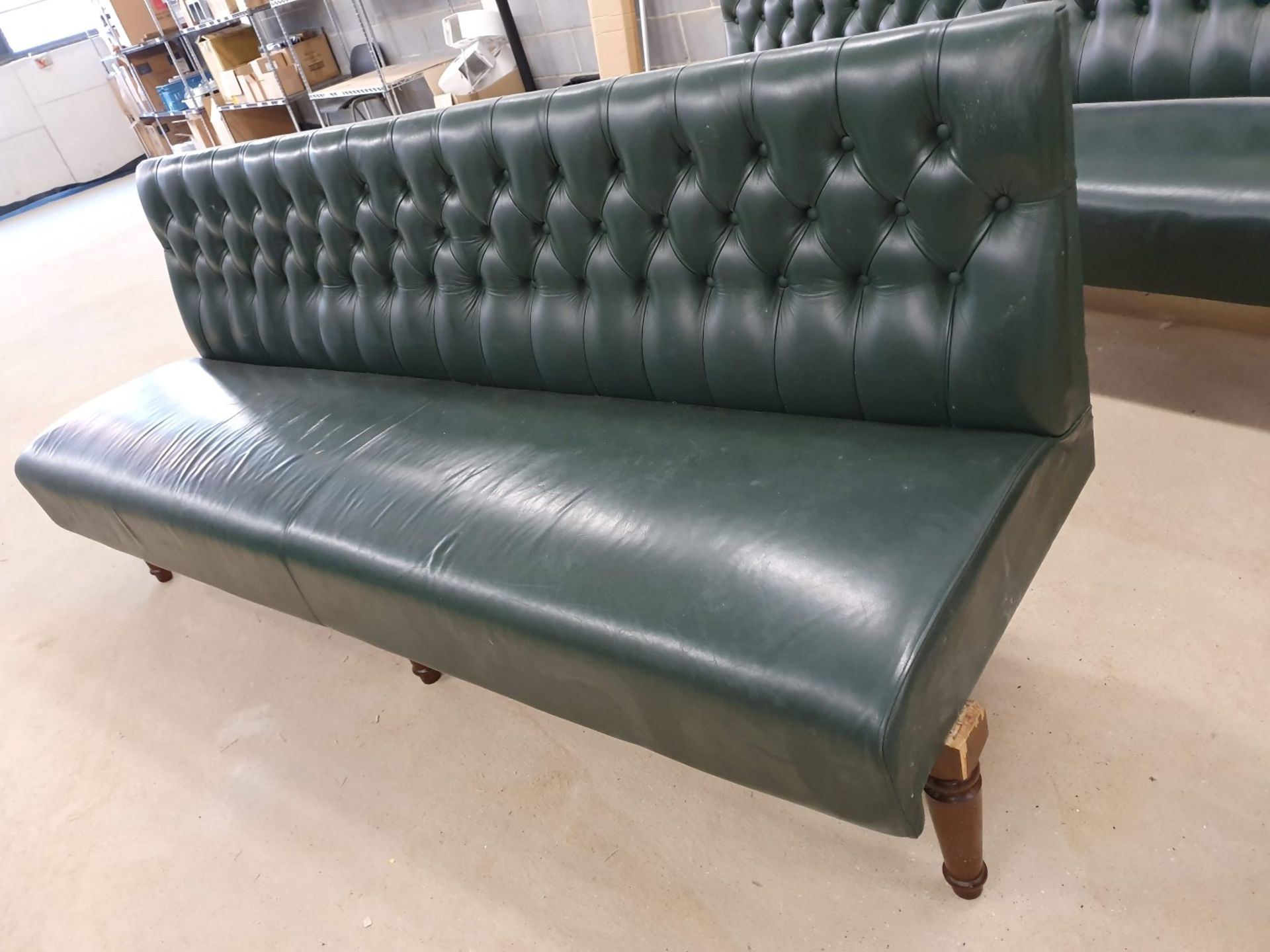 1 x Restaurant Seating Bench Upholstery in Green With Studded Back and Oak Turned Legs - H91 - Image 4 of 10