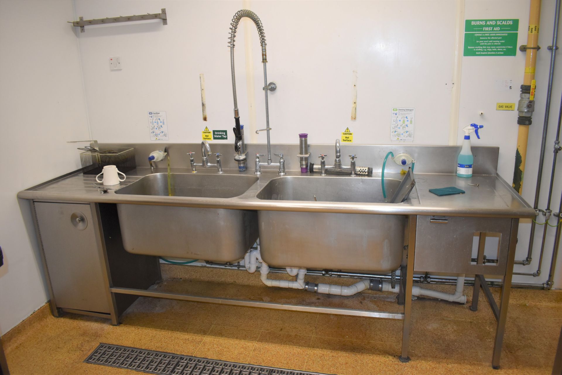 1 x Large Commercial Kitchen Wash Unit With Large Twin Sink Basins, Storage Cupboard, Mixer Taps,