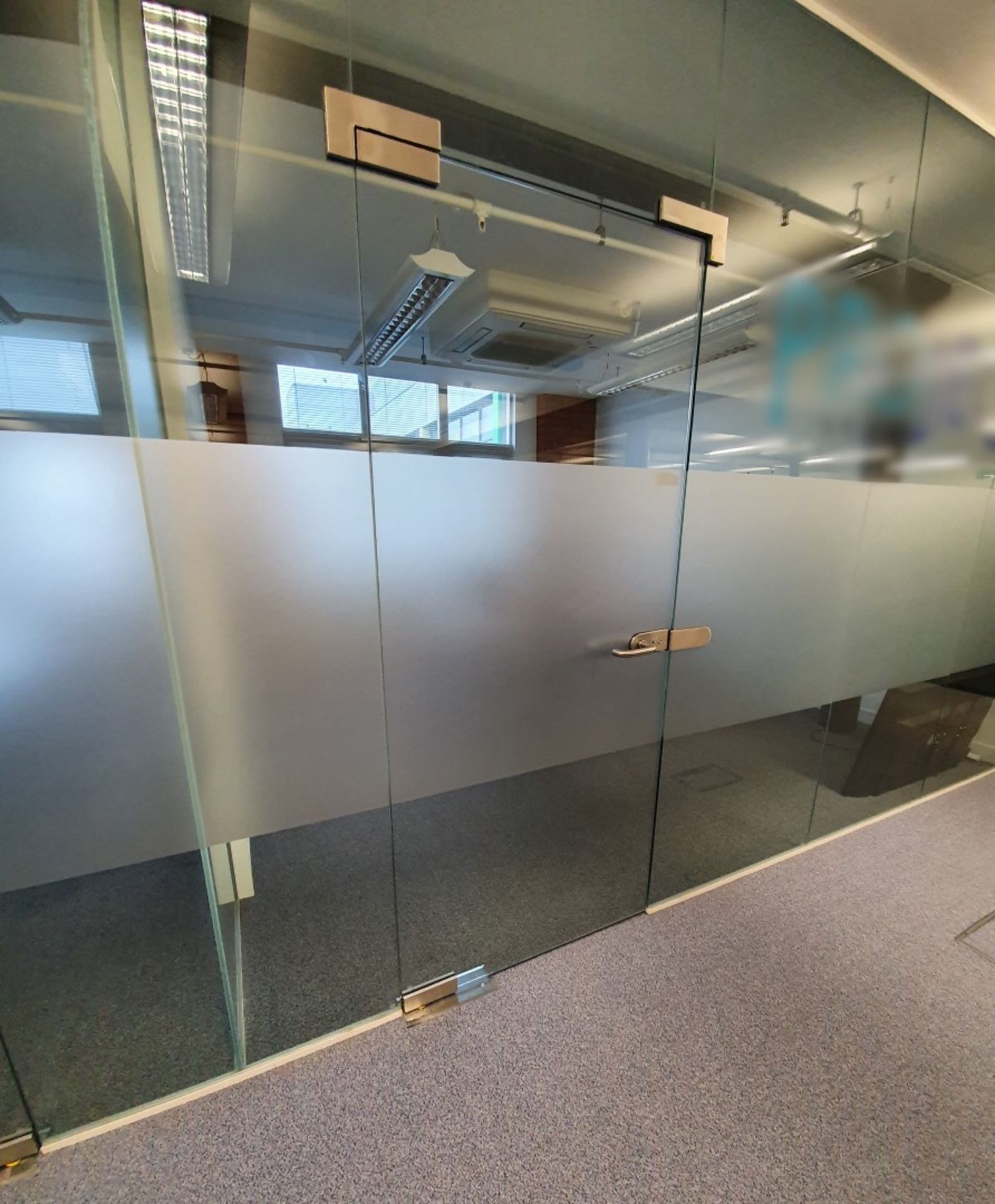 Lot of Office Glass Partition Panels - CL467 - Location: Manchester M12 - Image 6 of 11