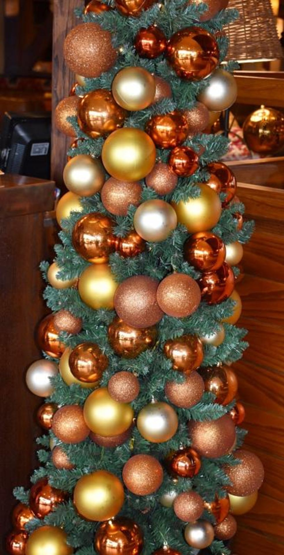 1 x Christmas Tree - Approx 6ft Tall With Decorations - CL461 - Location: London W3Please note - Image 3 of 4