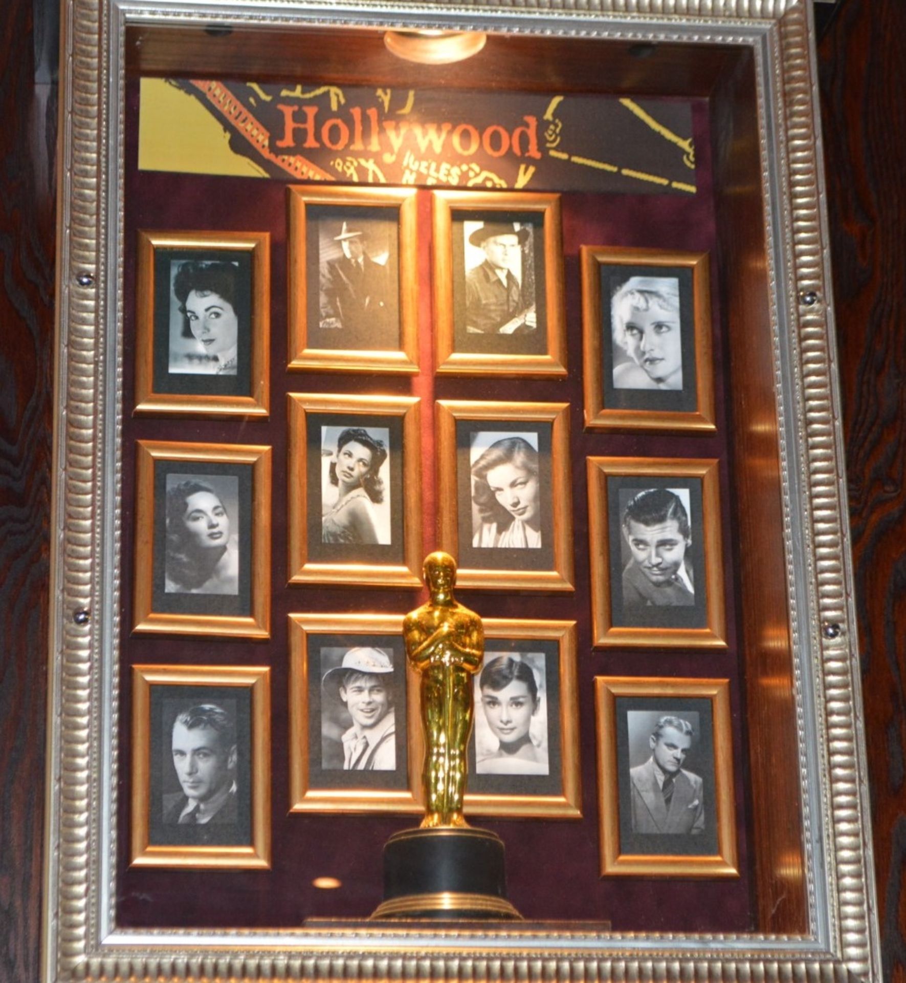 1 x Americana Wall Mounted Illuminated Display Case - HOLLYWOOD THE OSCARS - Includes Various - Image 2 of 3