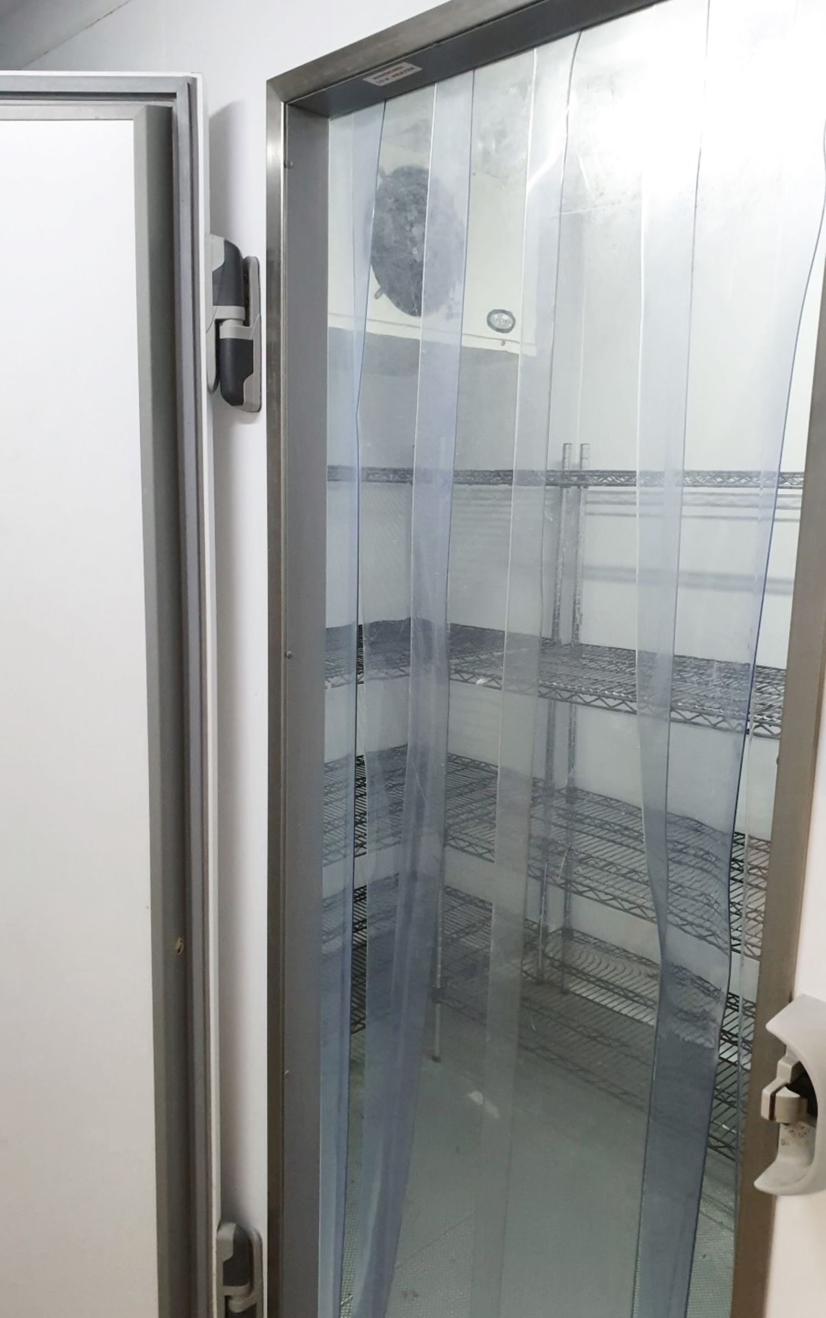 1 x Foster Walk In Double Room Freezer - Includes Doors, Wall Panels, KEC20-6L Condenser and Cold - Image 15 of 23