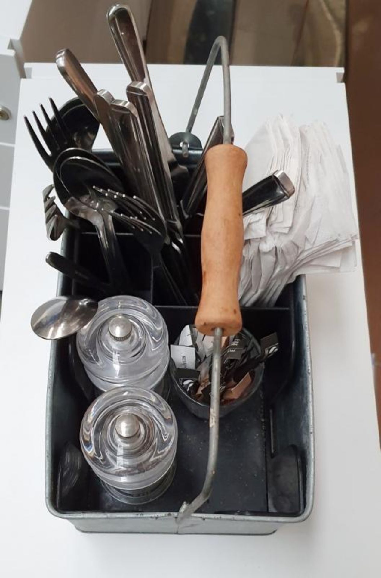 6 x Cutlery, Napkin and Salt & Pepper Rectangular Metal Tins - CL425 - Location: Altrincham WA14 - Image 5 of 5
