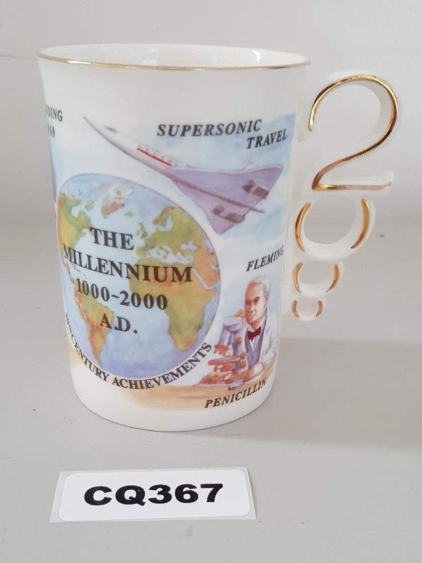 1 x Bone China The Millennium 2000 Mug - Ref CQ367 E - CL334 - Location: Altrincham WA14 NO VAT