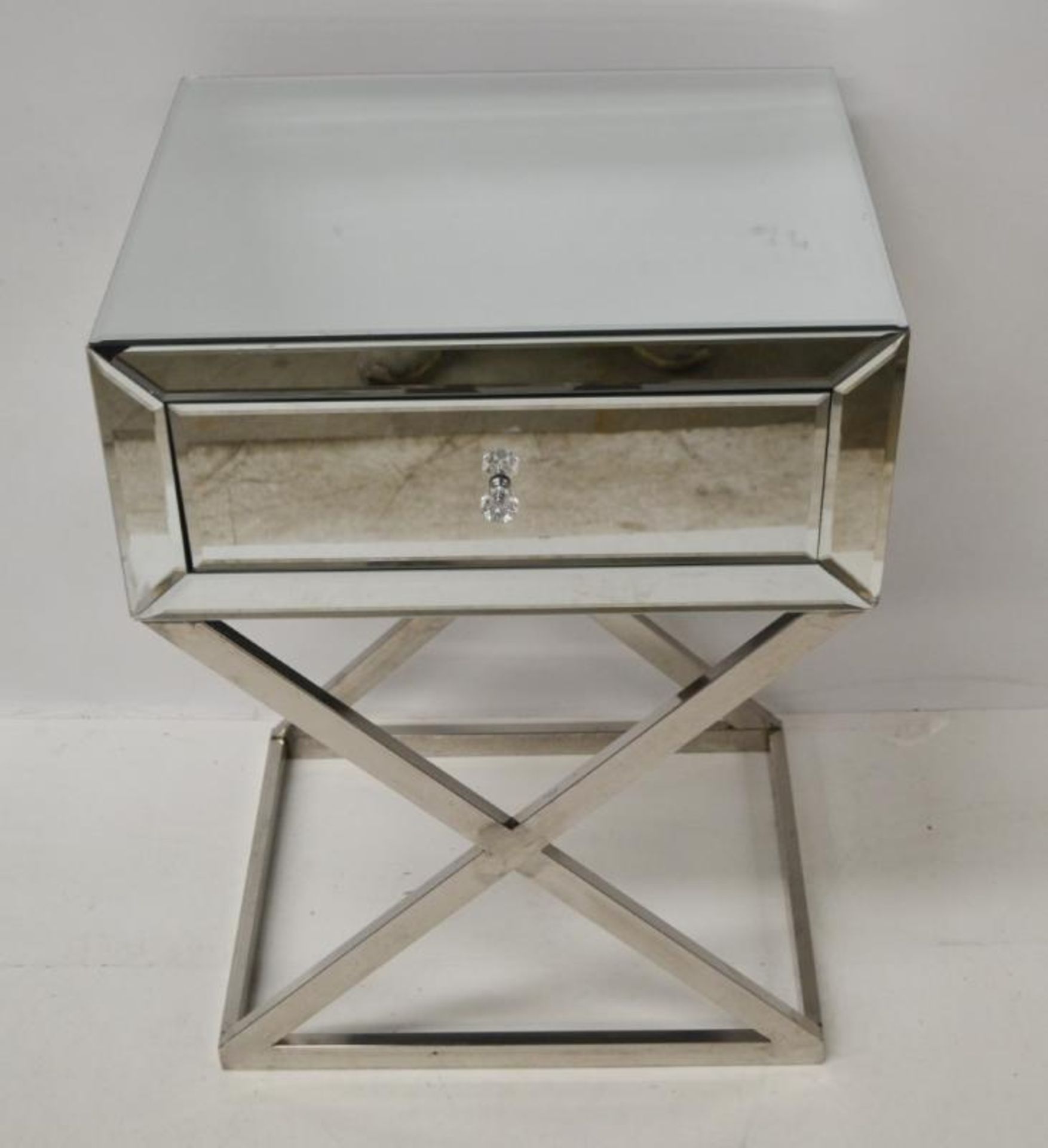 2 x Mirrored Glass Side Tables - Ref: BLT377 - CL380 - NO VAT - Location: Altrincham WA14 - Image 9 of 15