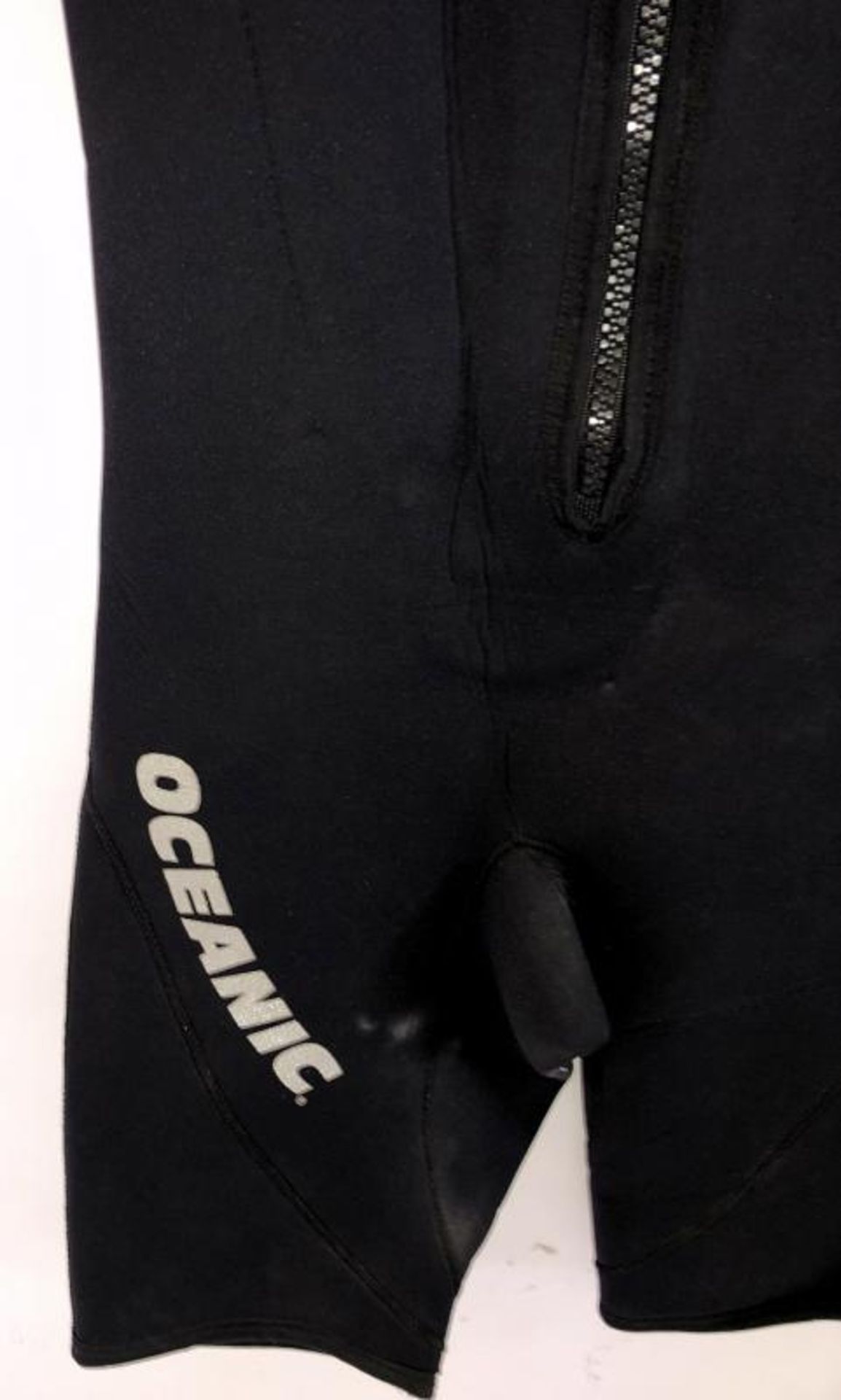 1 x Small Oceanic Shadow Titanium Shortie Wetsuit In Black - Ref: NS354 - CL349 - Location: Altrinch - Image 2 of 5