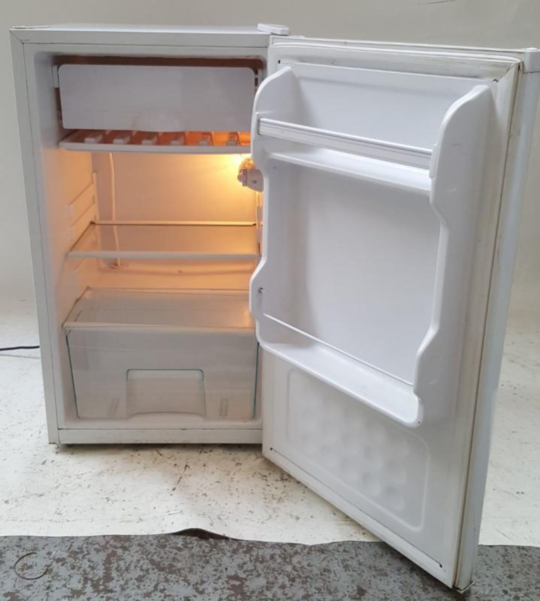 1 x STIRFLOW FRIDGE SRS115A+ - Ref HK178 - CL394 - Location: Altrincham WA14 - Image 3 of 5