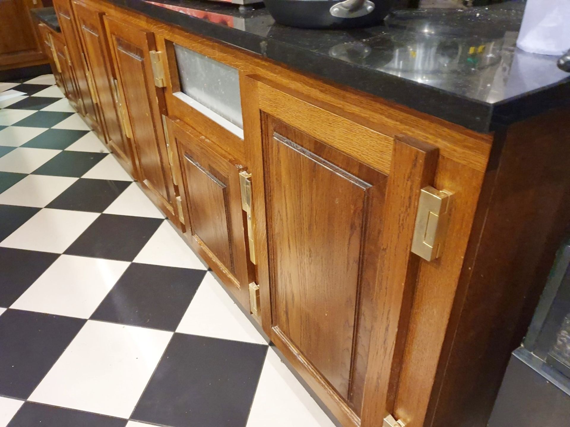1 x Preparation Counter Unit With Oak Doors and Brass Hardware, Black Granite Work Surfaces and Hand - Image 6 of 9
