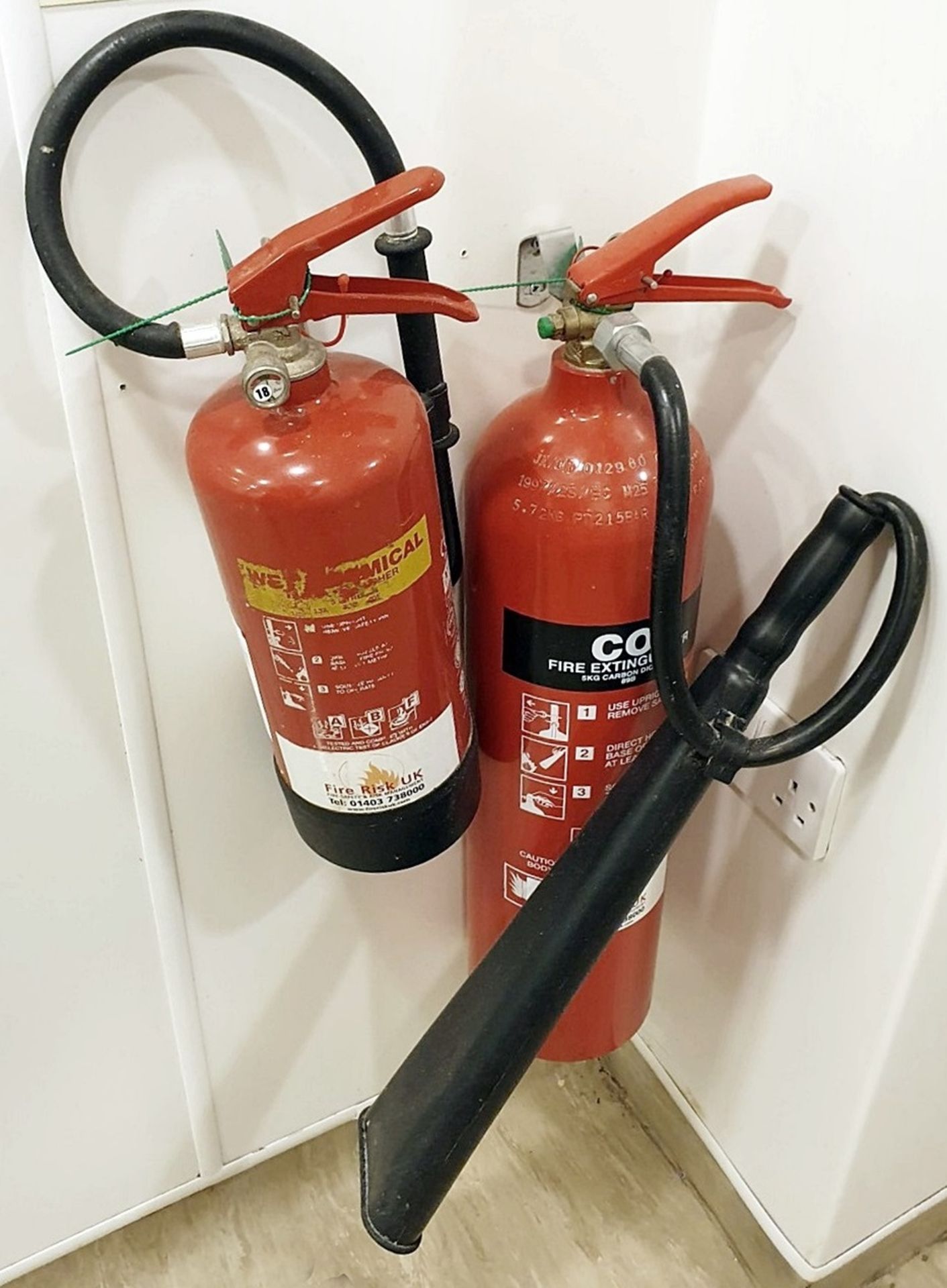 4 x Assorted Fire Extinguishers Including Foam and Co2 - Ref PA - CL463 - Location: Newbury RG49