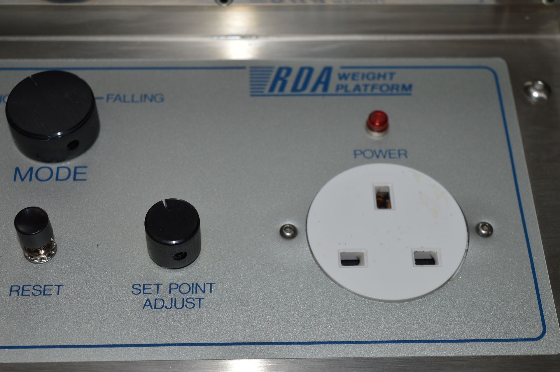 1 x RDA Professional Weight Platform Scale - CL011 - Designed For Refilling Refrigerant Cylinders, - Image 3 of 12